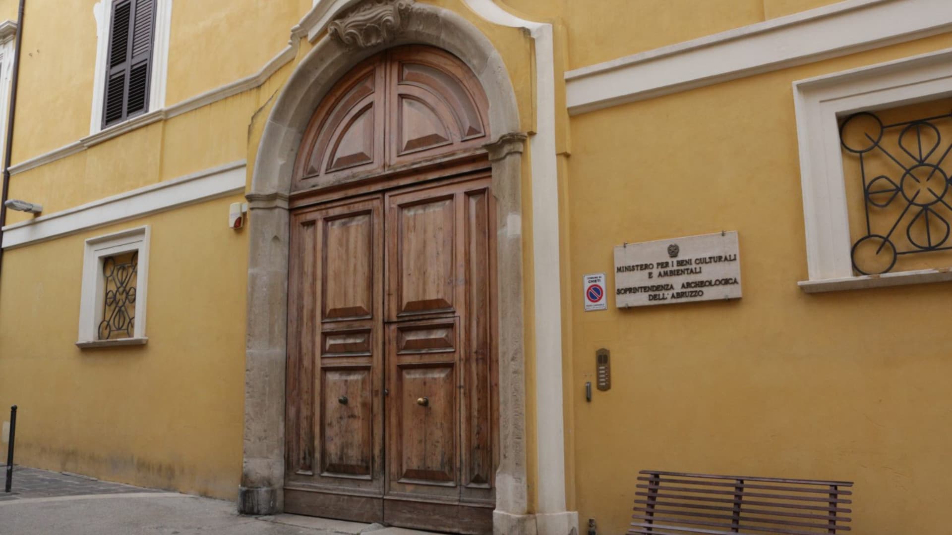 Palazzo Zambra a Chieti : sede della Soprintendenza Archeologia Belle Arti e Paesaggio per le province di Chieti e Pescara (Foto tratta dal sito del Ministero della Cultura)
