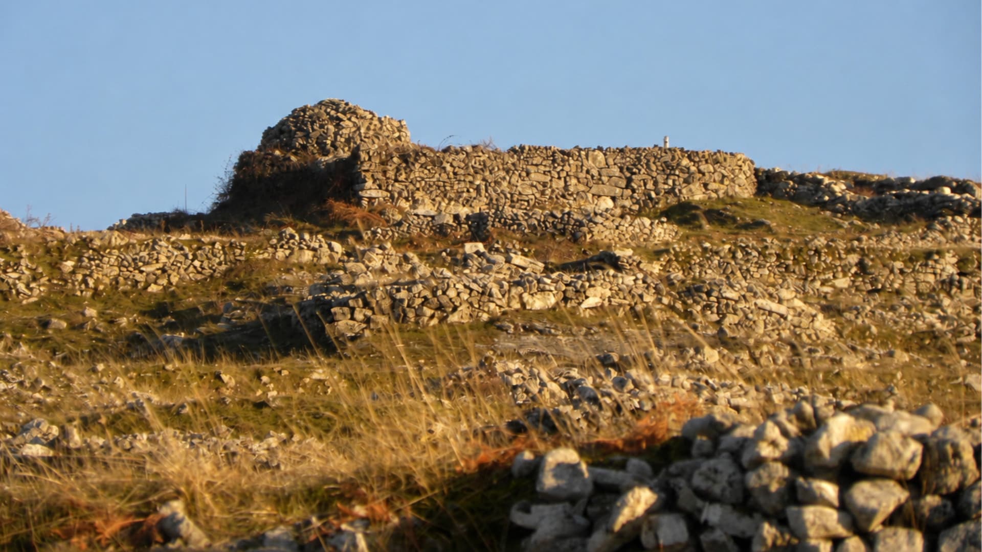 Tholos a Lettomanoppello