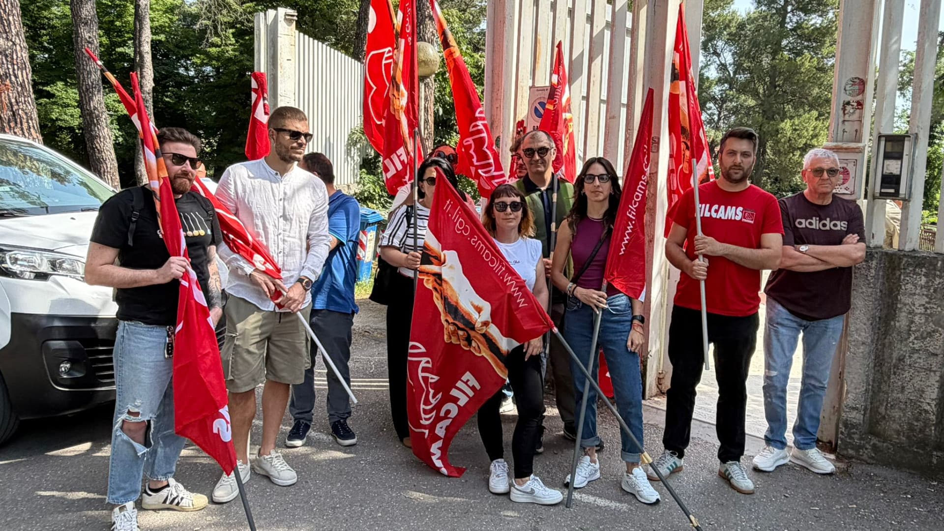 Giustizia, sciopero di fonici, trascrittori e stenotipisti forensi: presidio regionale davanti al Tribunale di Teramo