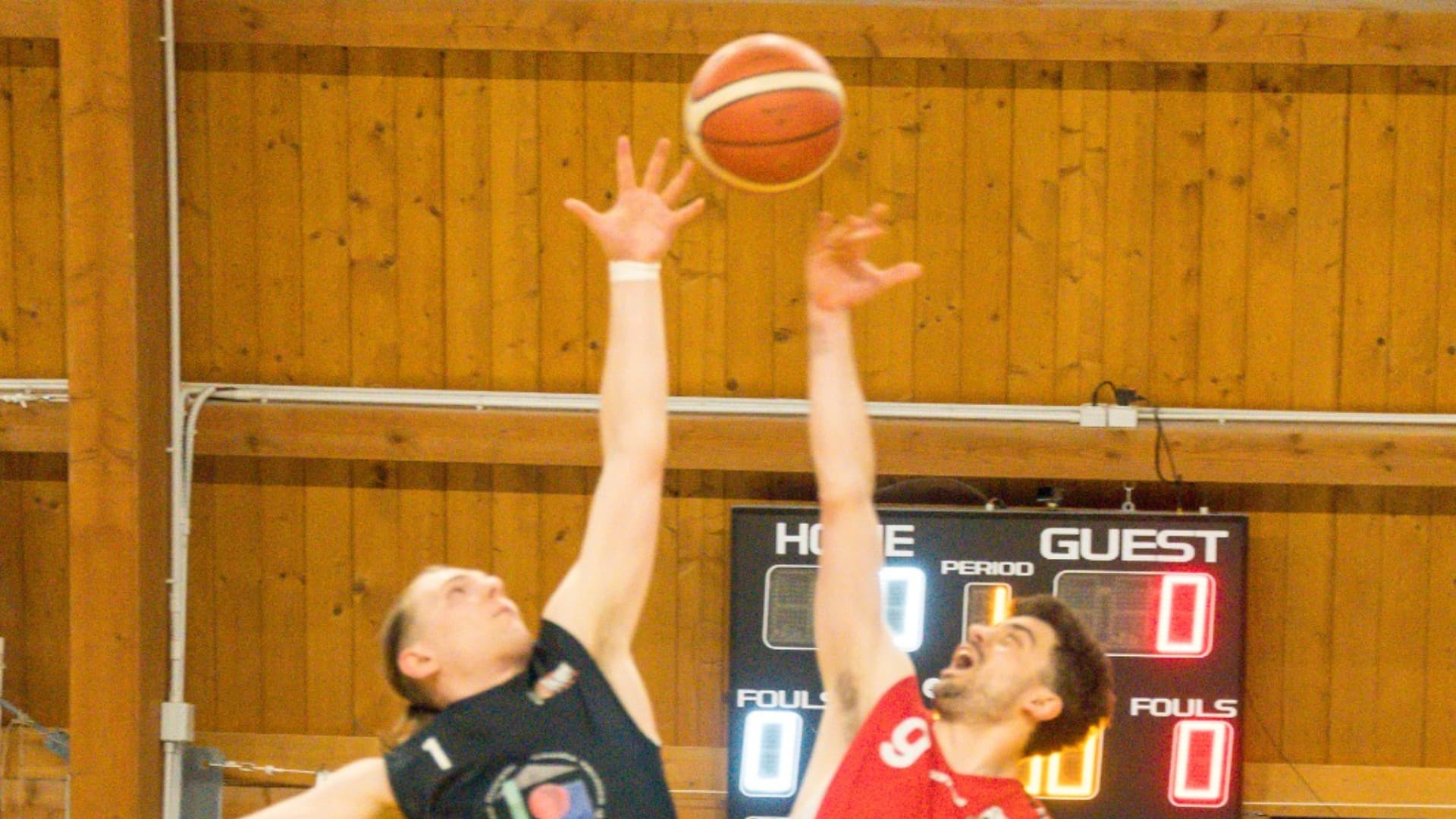 Cuore, grinta e un Palasport da brividi: Silvestro's Paganica Basket vince e va alla "bella" a Teramo