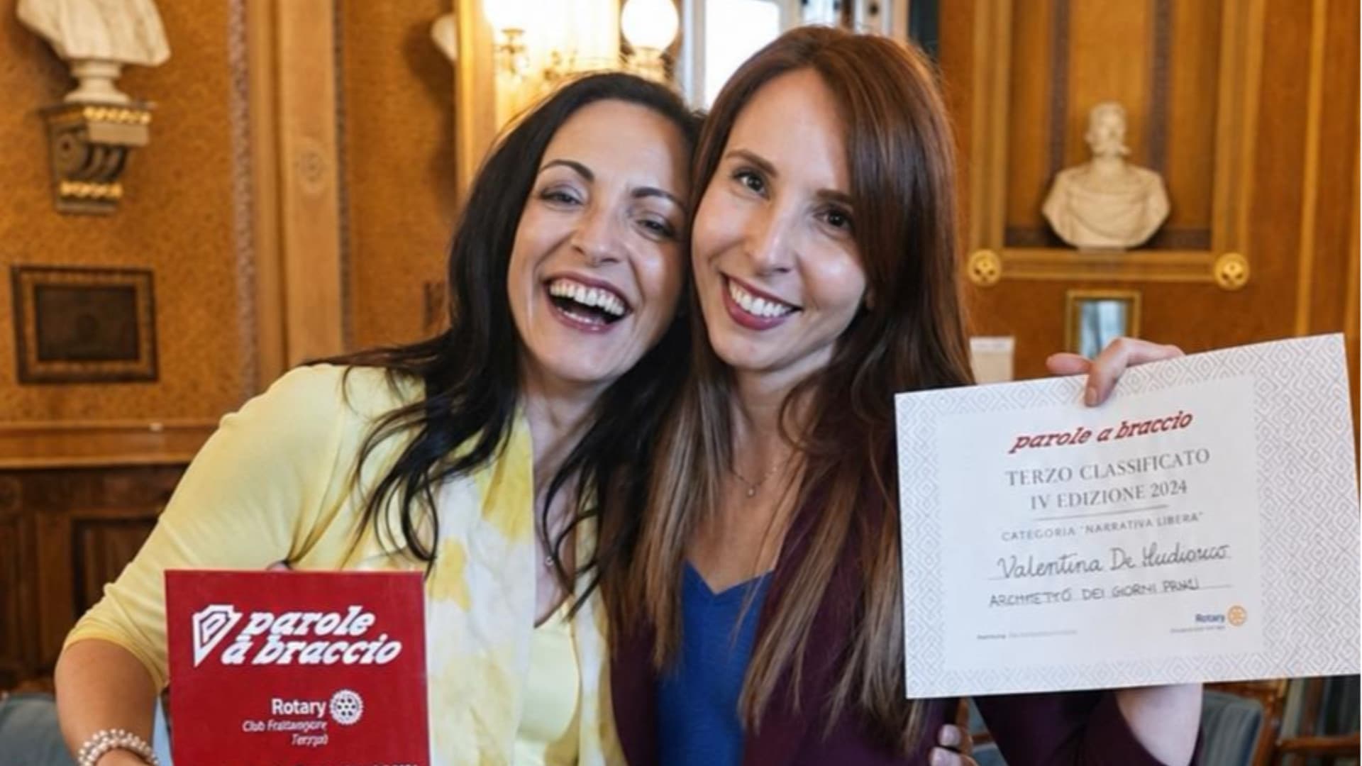 Scrittrici abruzzesi sul podio nazionale: Kristine Maria Rapino e Valentina Di Ludovico trionfano al Premio "Parole a Braccio"