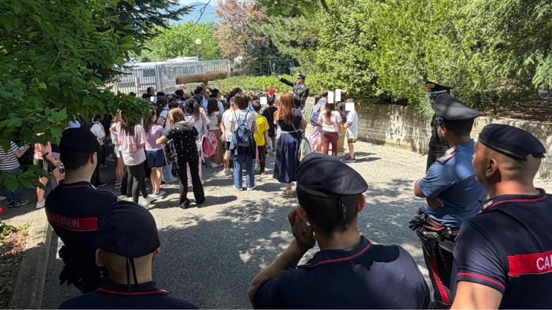 Penne, i carabinieri incontrano i ragazzi delle scuole