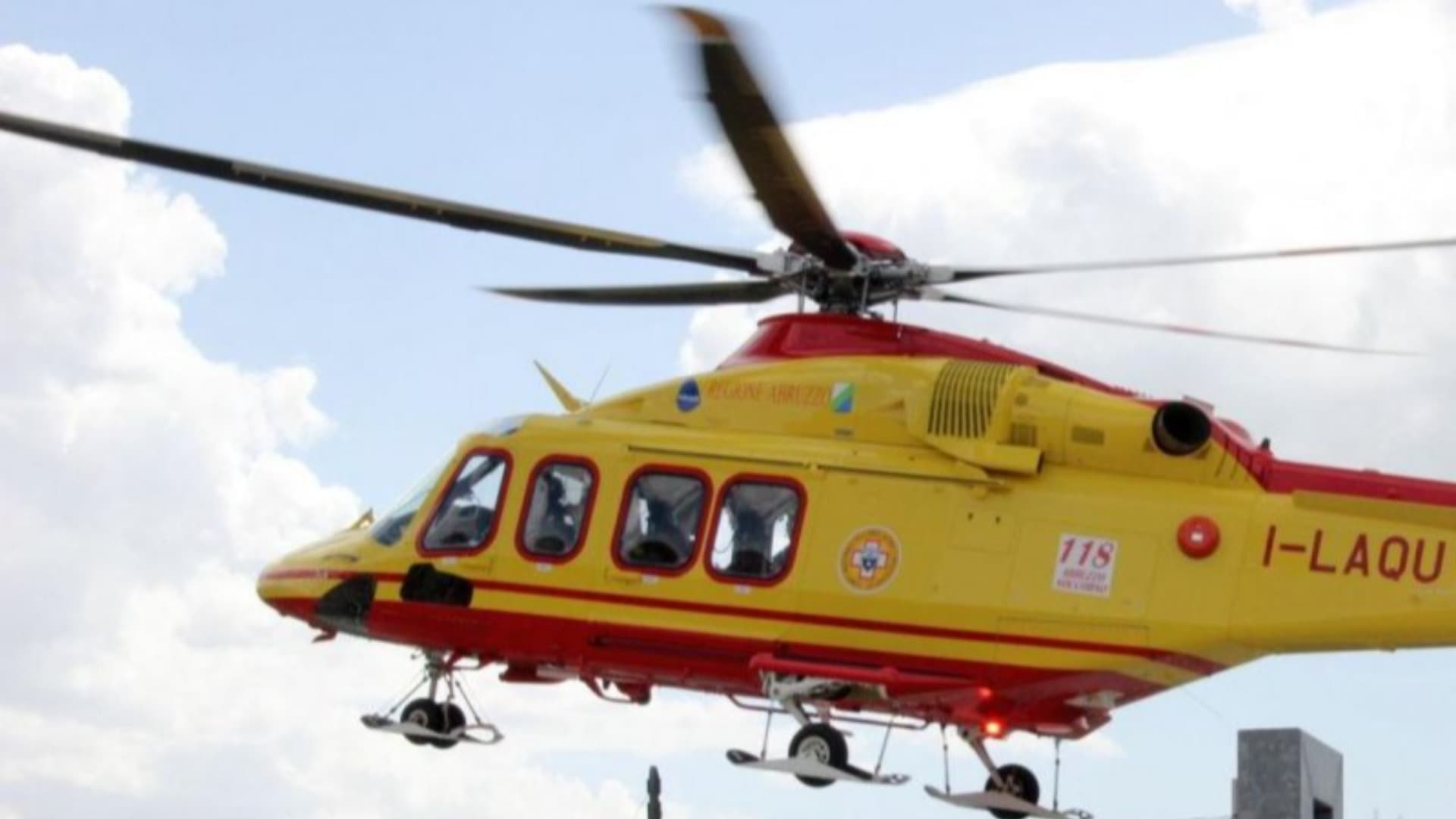 L'Aquila, due incidenti stradali in Provincia: quattro feriti in codice rosso