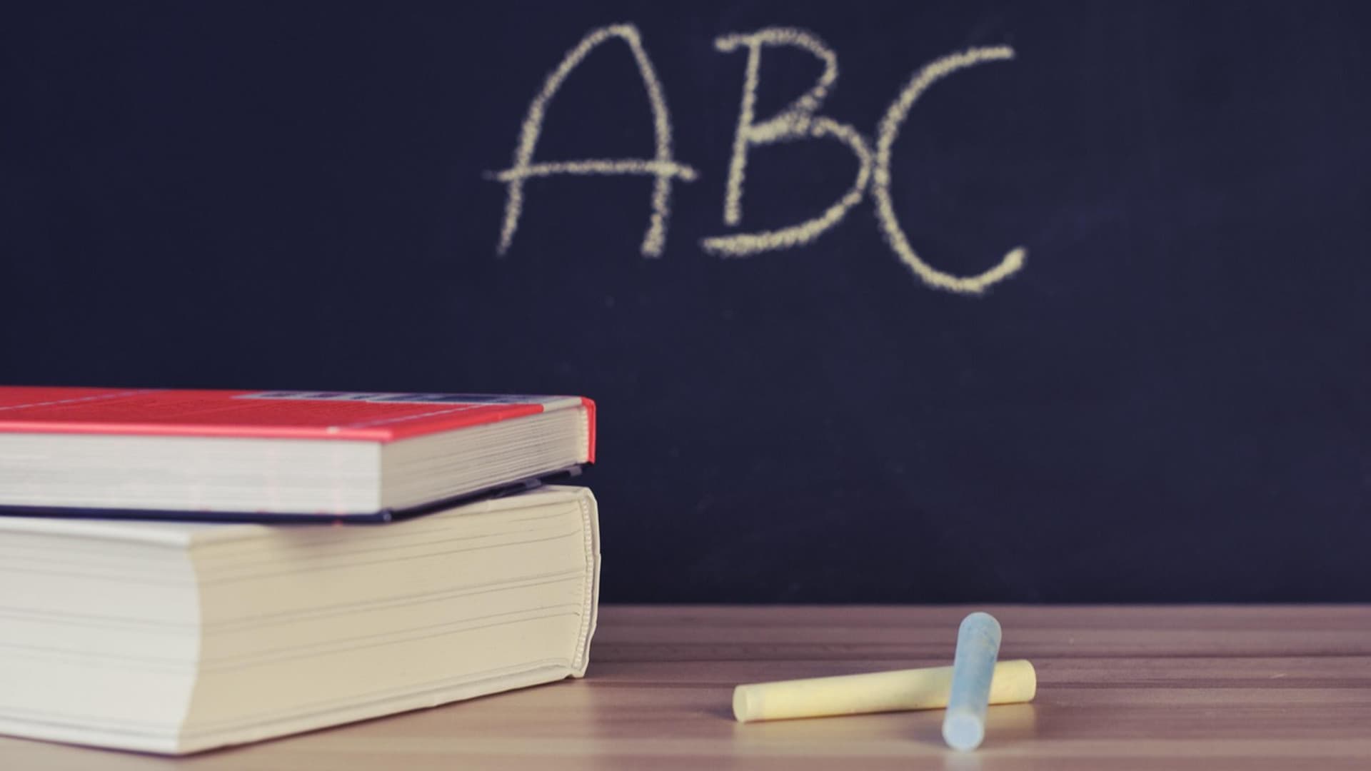 Pescara, scuole: libri di testo gratuiti - come richiederli