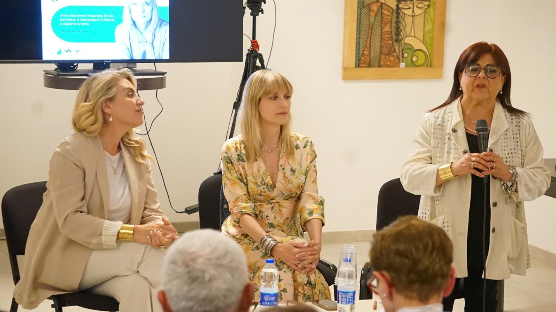 Da sinistra: Eleonora De Nardis, Annalisa Cuzzocrea e Stefania Pezzopane