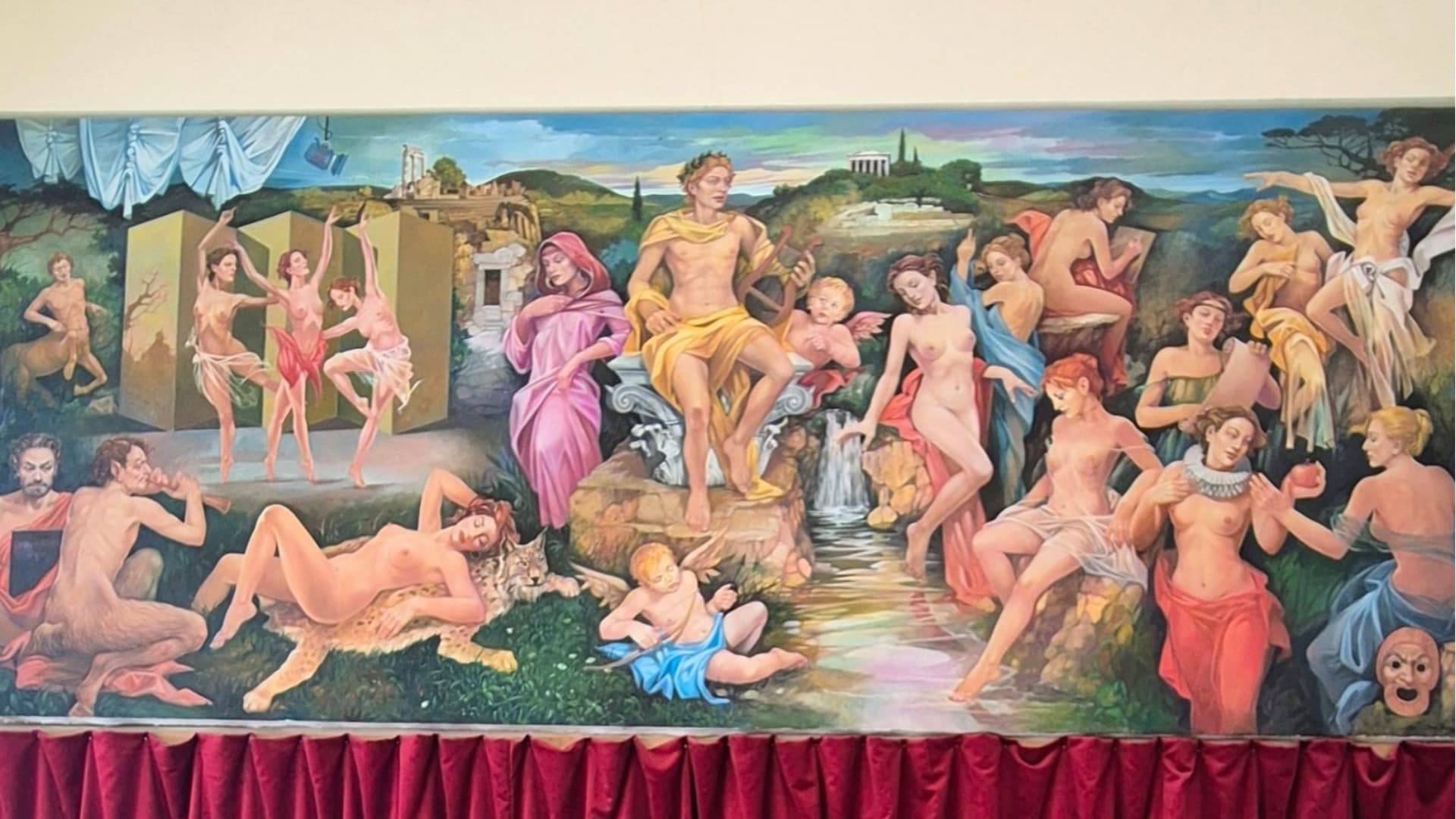Atri, Ireneo Janni dona al Comune le opere del foyer del Teatro