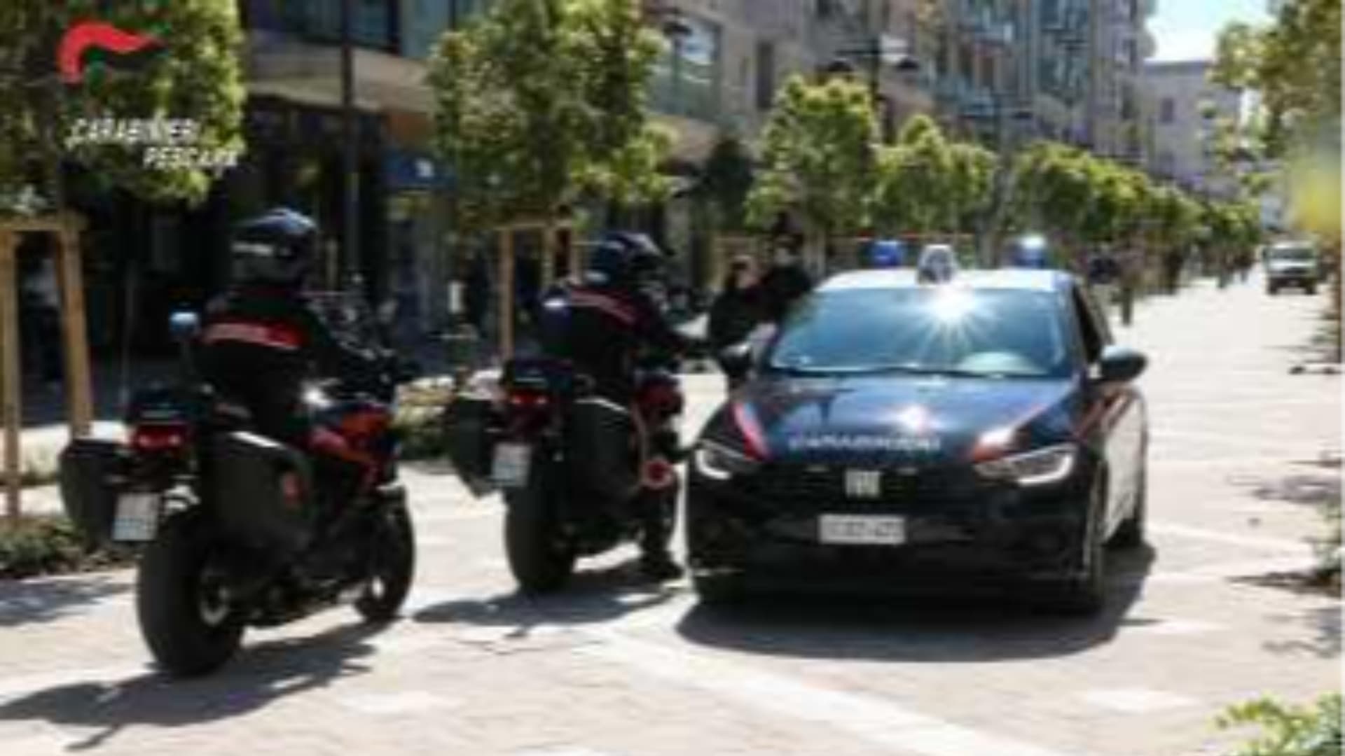 Pescara, rapina e tentata rapina: arrestato 14enne