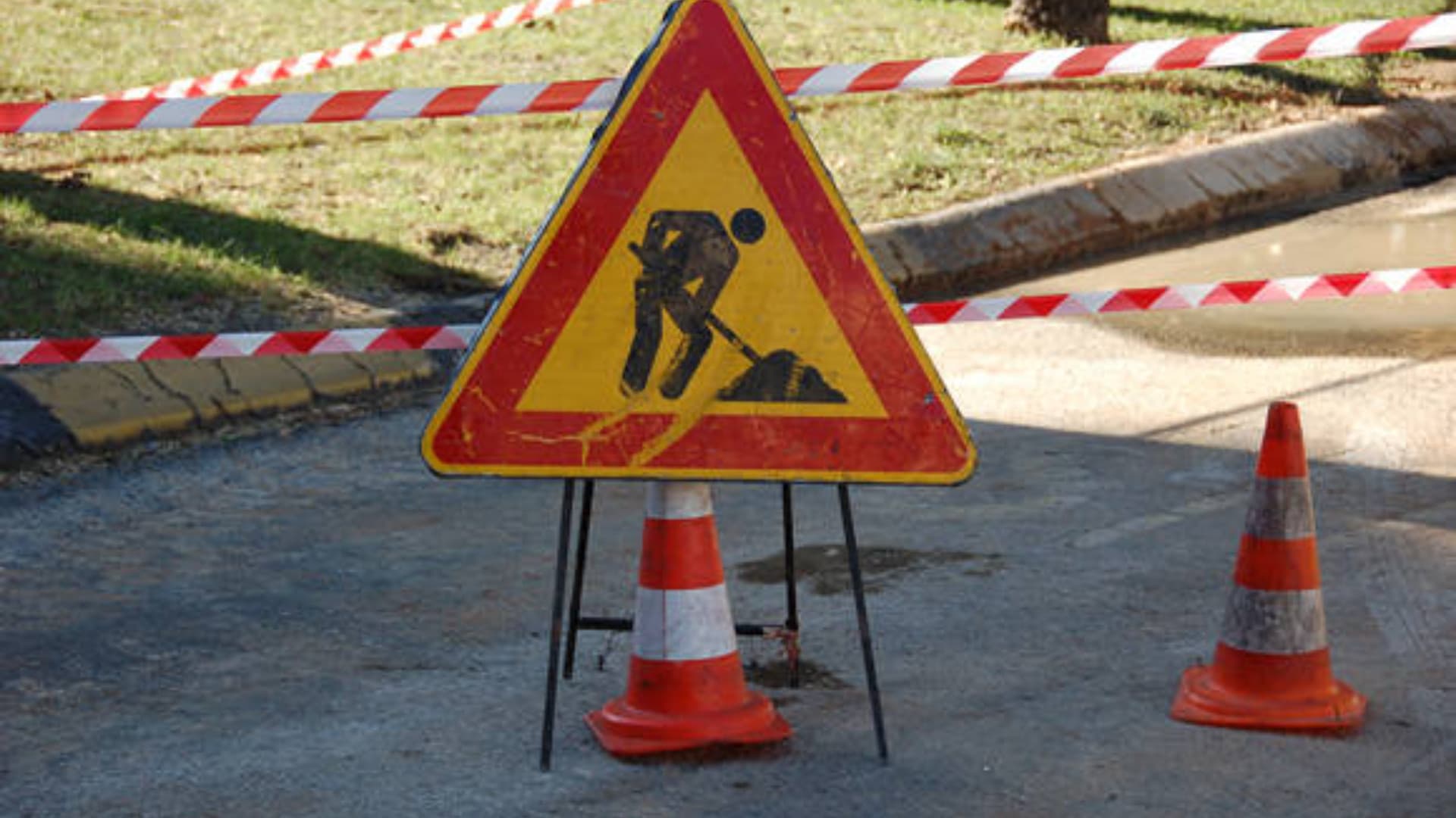 L'Aquila, via Castello: modifiche alla viabilità per lavori sulla pavimentazione