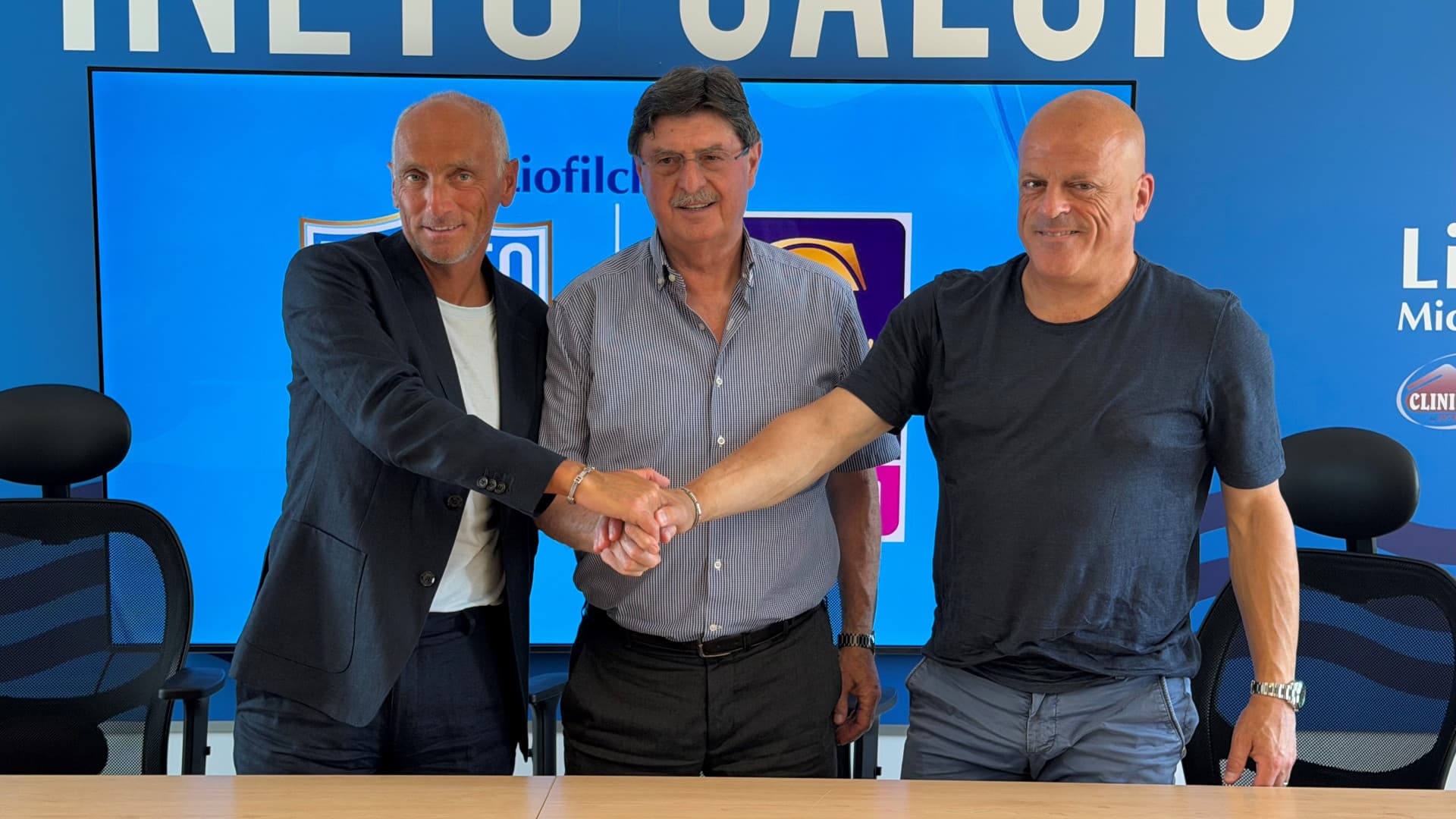 Pineto, parte l’era Barilari: «Qui c’è tutto per fare bene». Di Giuseppe: «Postiglione verso il Benevento, fatta per Alessandretti»