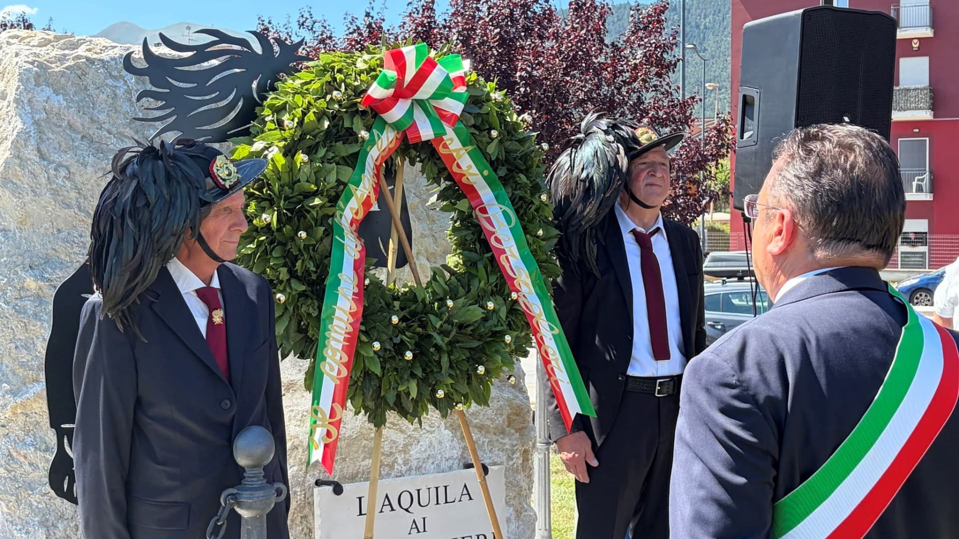 L'Aquila, inaugurato il monumento dedicato ai Bersaglieri