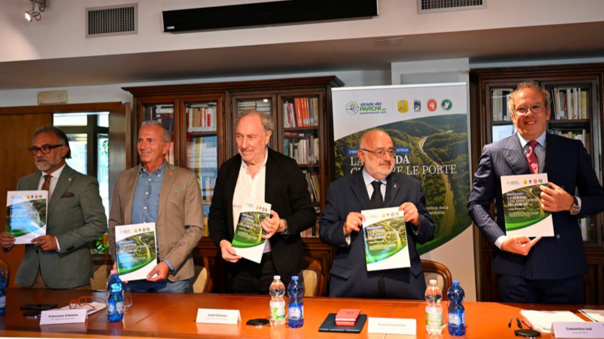 L'Aquila, A24 e A25: all'Emiciclo firmato protocollo d’intesa per promozione del territorio e sicurezza di utenti ed ecosistemi