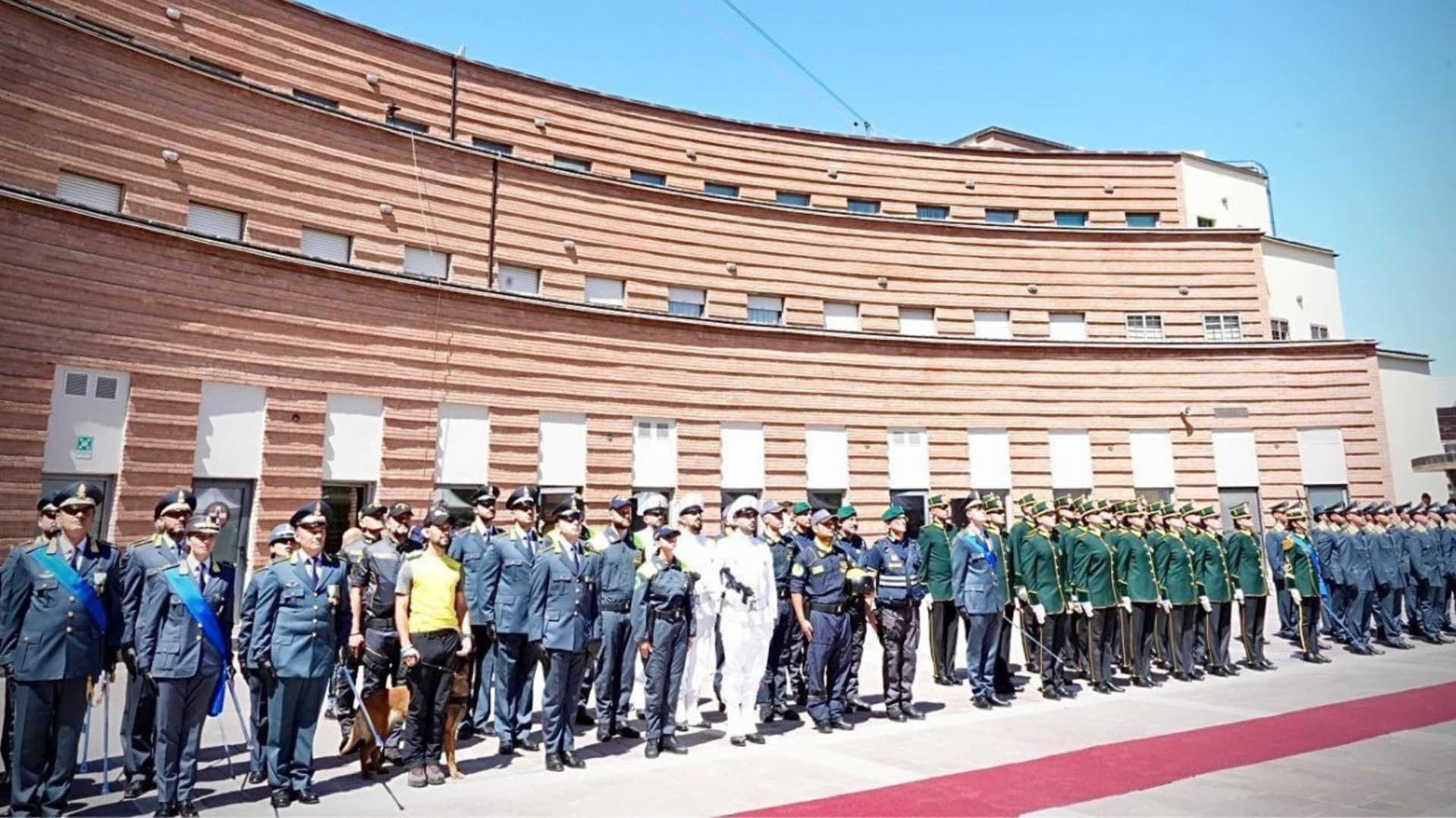 Un momento della cerimonia (foto GdF)