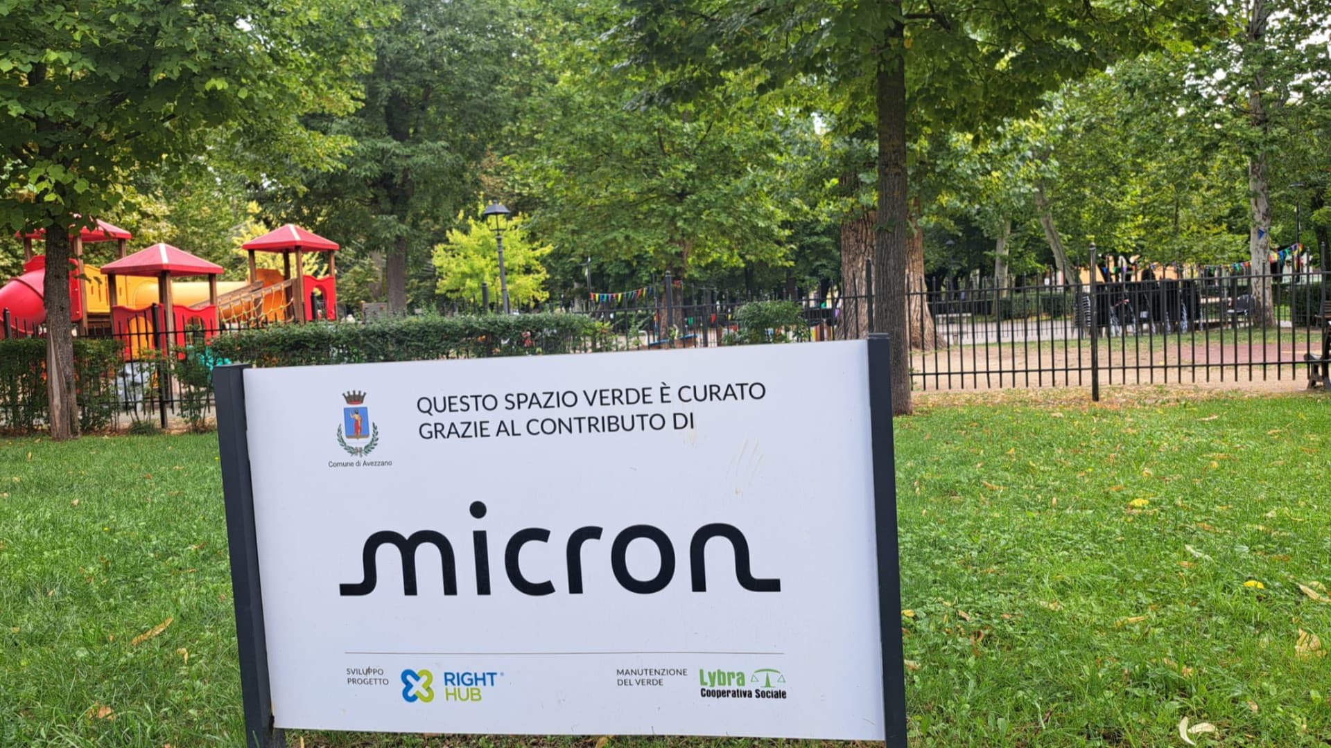 Micron vola in Borsa: ad Avezzano si cercano 20 ingegneri per il centro sull'intelligenza artificiale