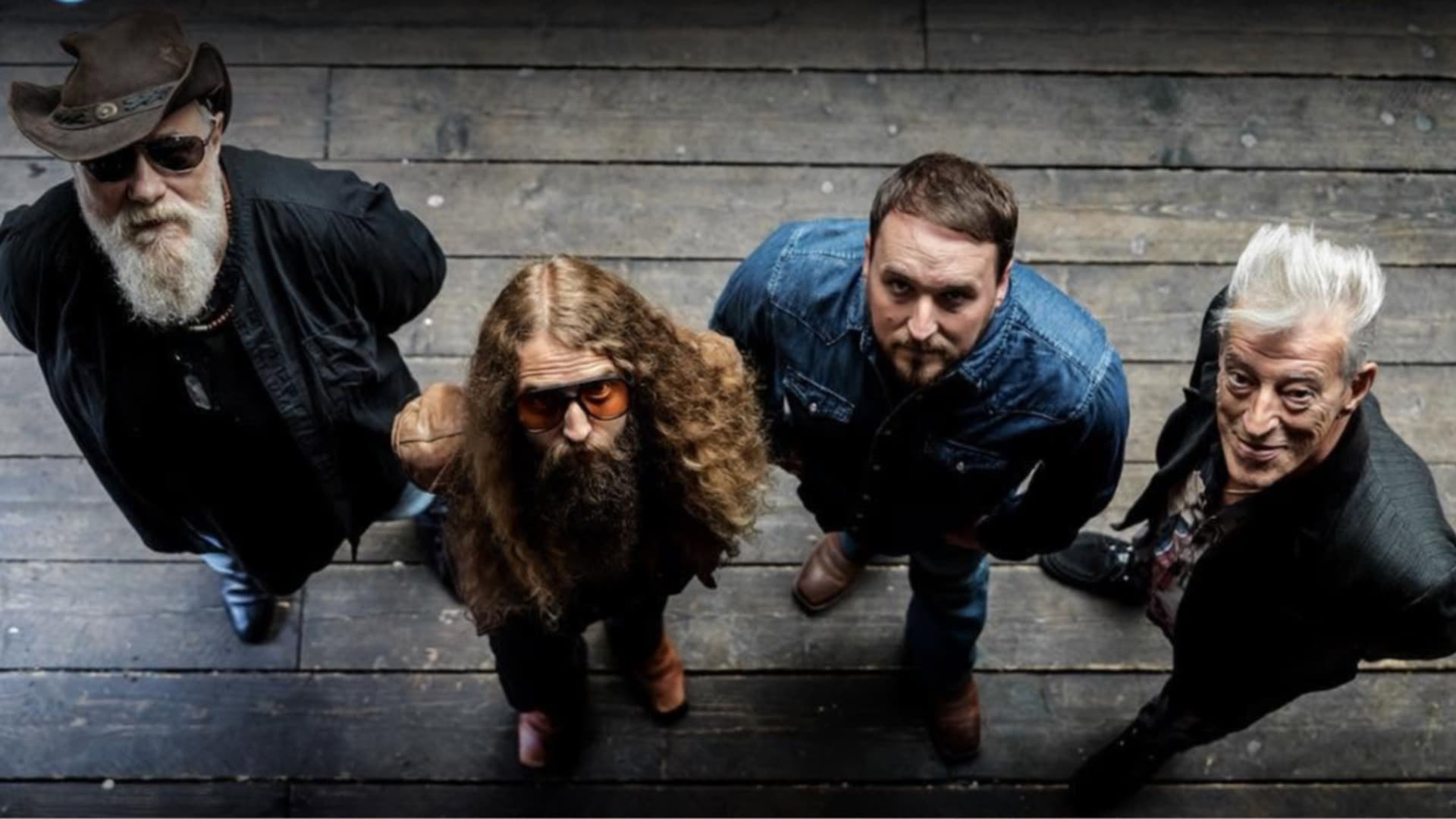 L'Aquila, gli Atomic Rooster in concerto al Solarium della piscina comunale