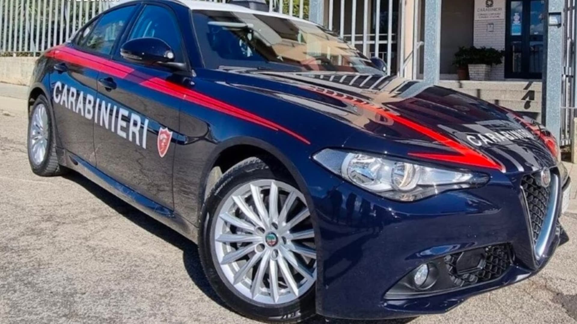 Atessa, rapinatore solitario in azione all’ufficio postale di Piazzano