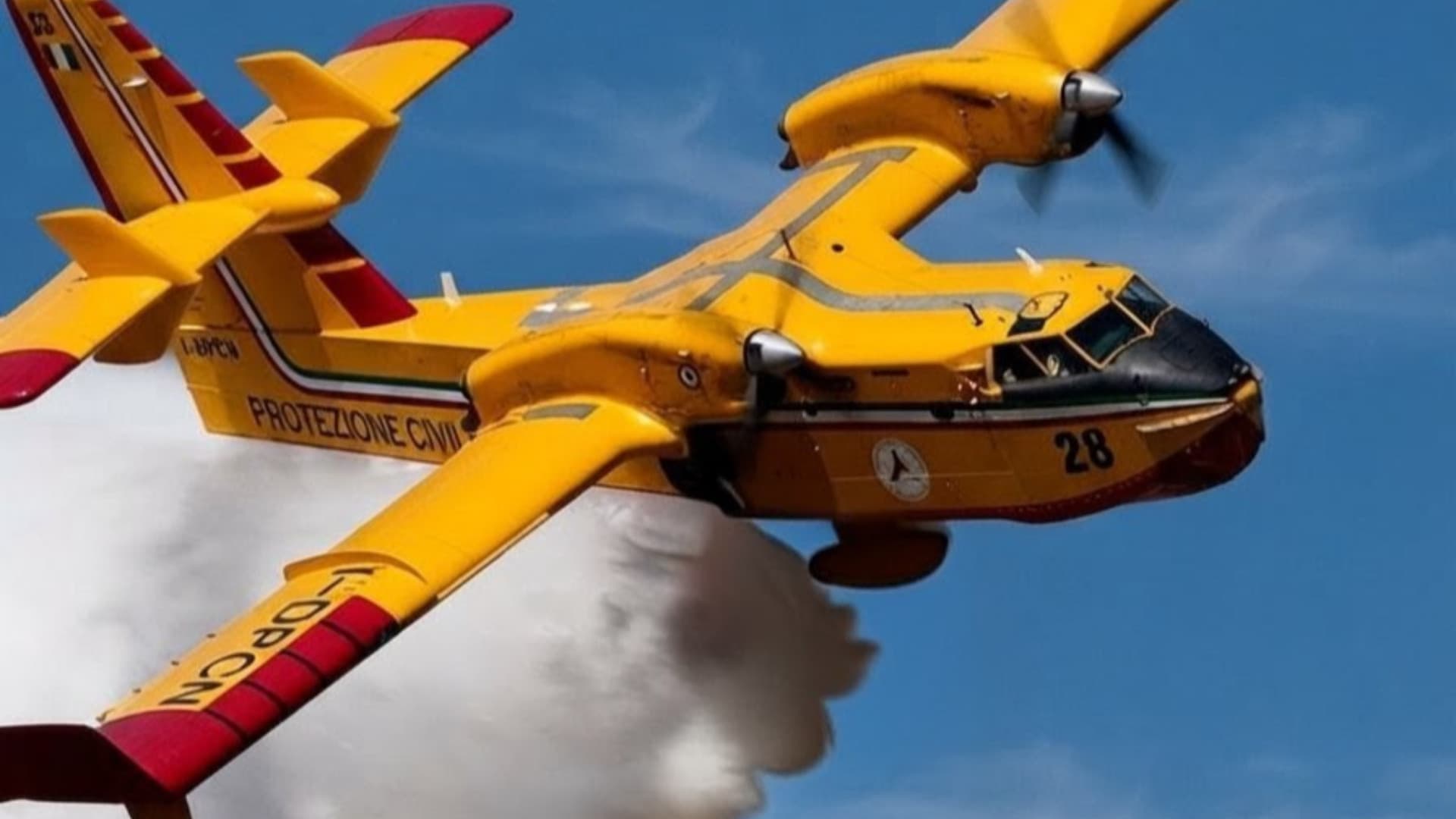 A Tornareccio l’Incendio ha ripreso forza: mobilitati i mezzi aerei