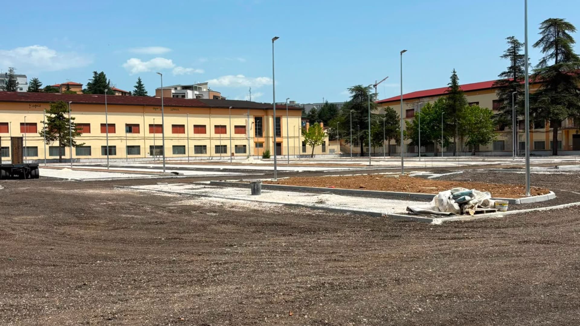 I lavori per il parcheggio alla ex Caserma Rossi
