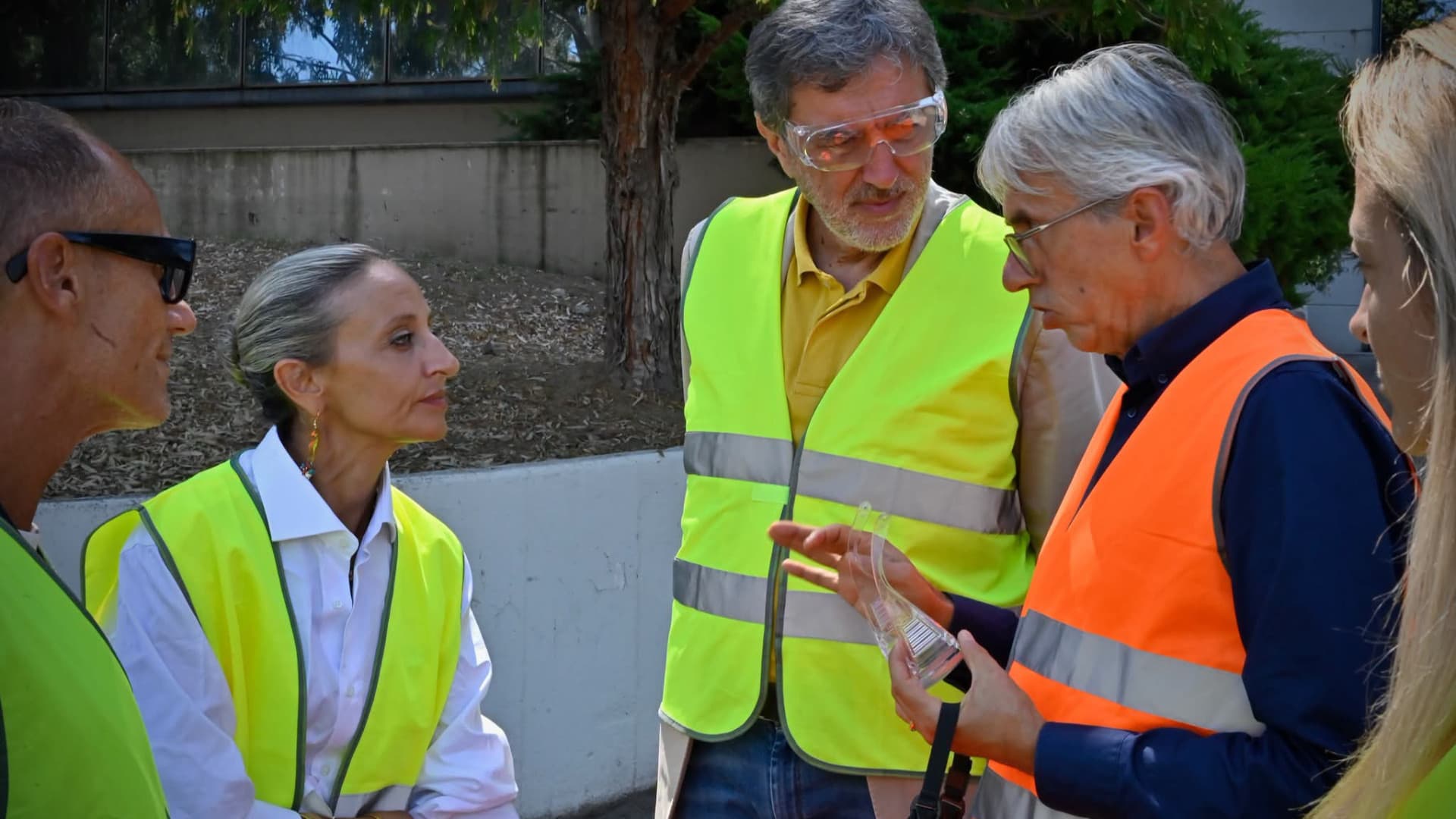 San Salvo, Pilkington avvia la maxi riconversione da 80 milioni: futuro garantito per vent'anni nello stabilimento
