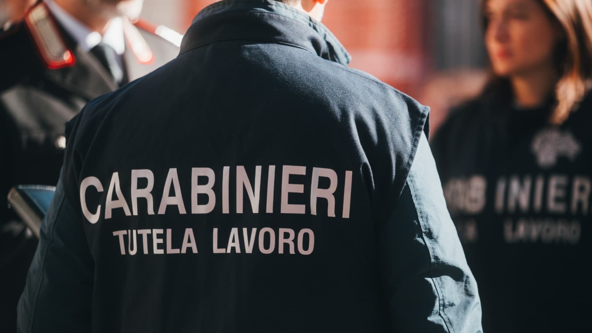 Vasto, estorsioni e caporalato in una comunità di recupero: arrestato il responsabile