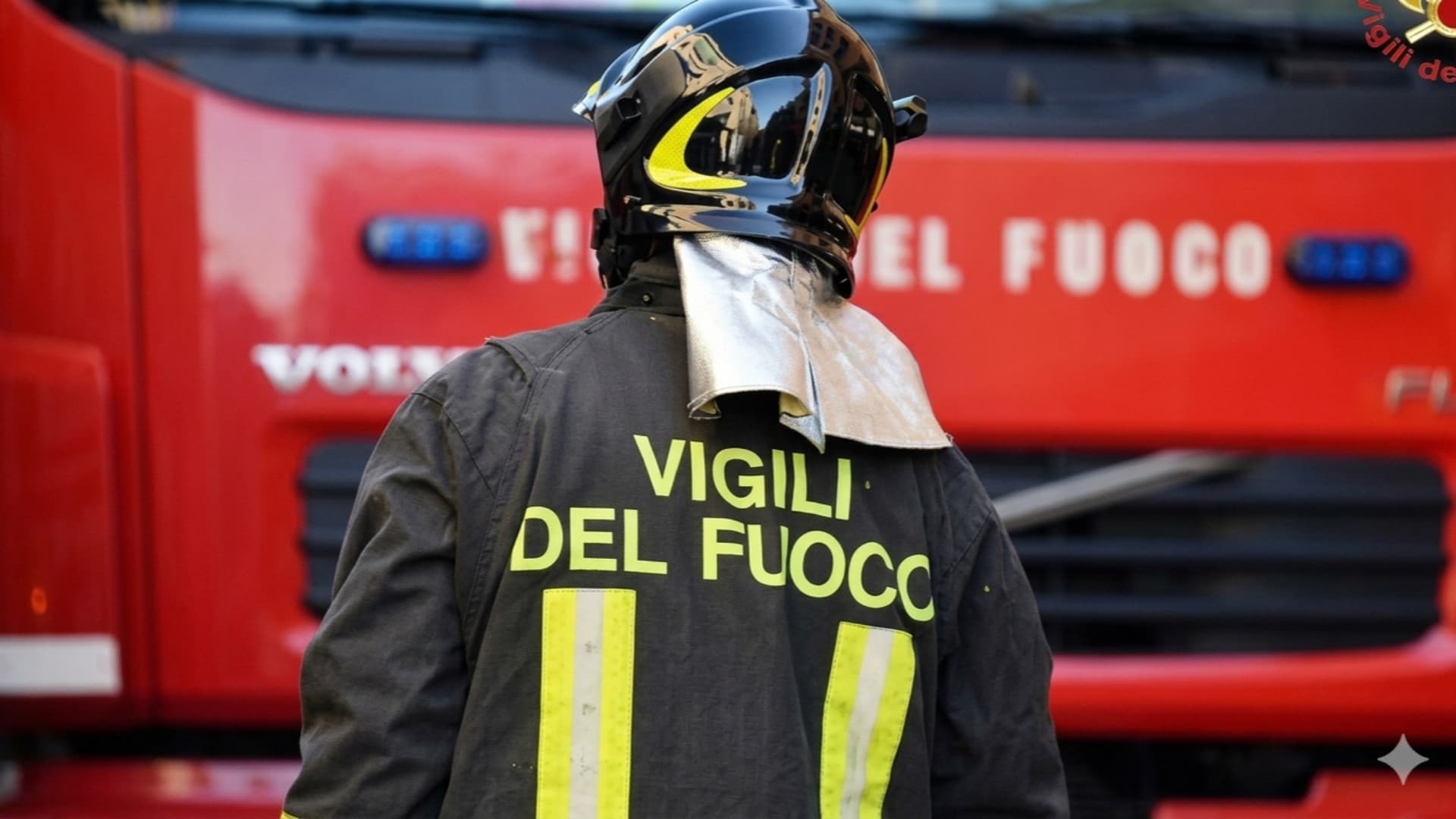 Incendio in una fabbrica dismessa a Cupello: rogo domato, attiva l'agenzia regionale di tutela ambientale per la qualità dell'aria