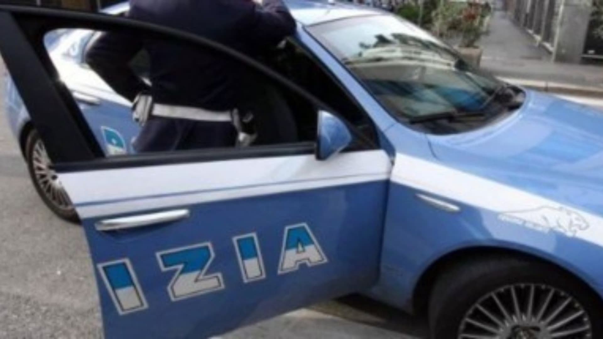 Sul posto la polizia (foto archivio)