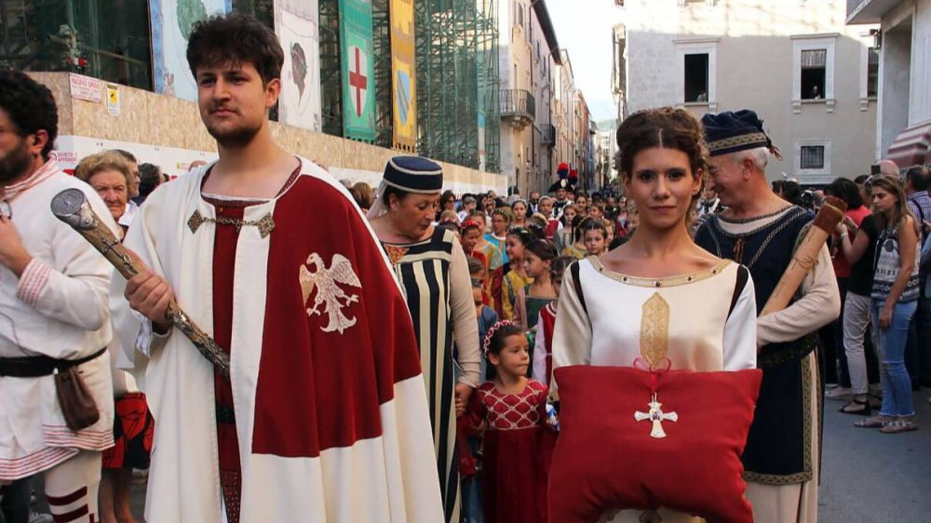 L'Aquila, Perdonanza Celestiniana: tutto è pronto per il corteo della Bolla