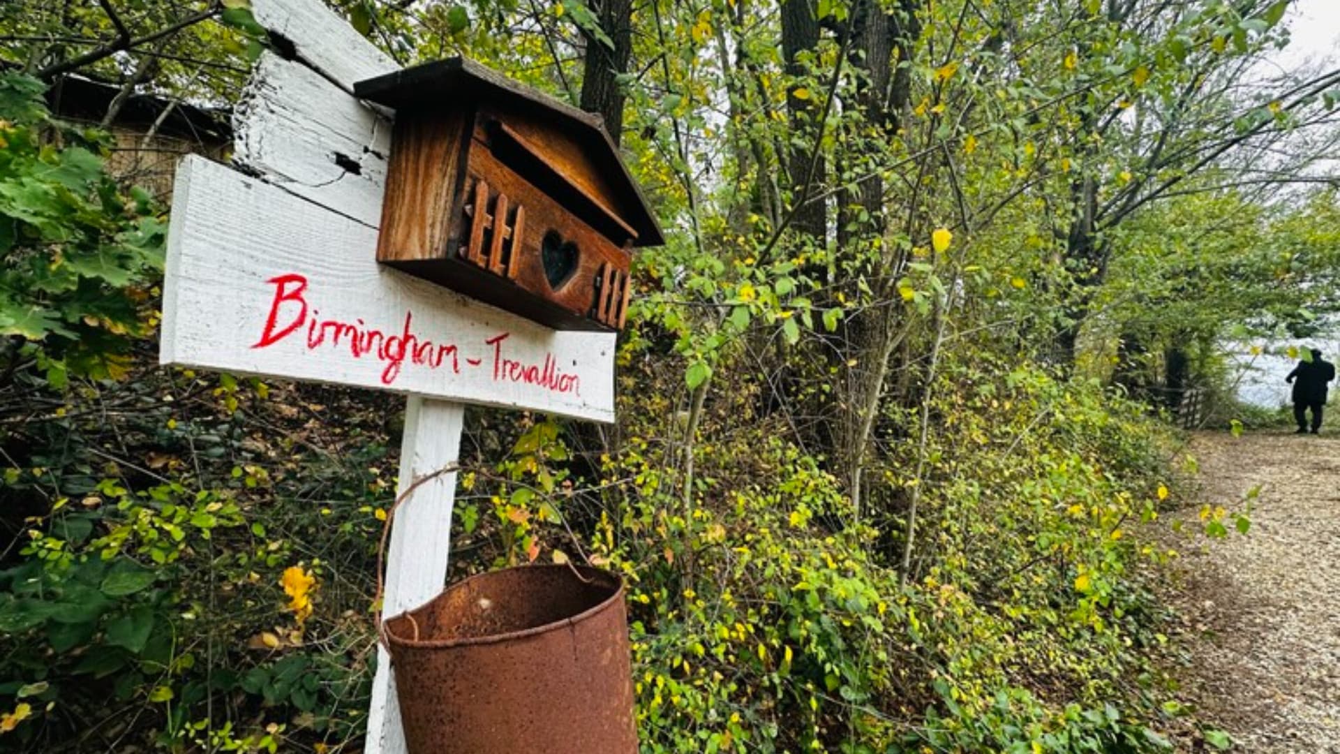 Palmoli, famiglia nel bosco assediata da curiosi
