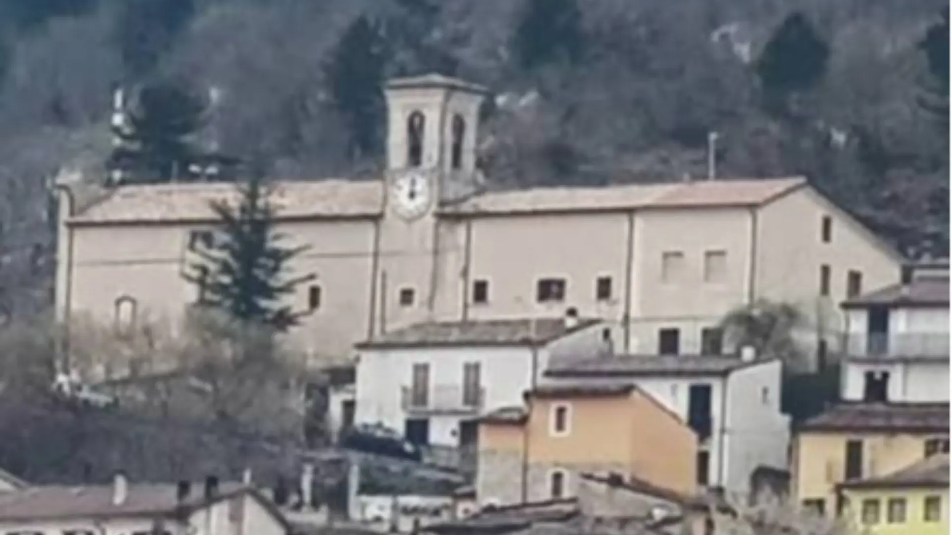 L’Aquila, agente feriti e un arresto a Pianola: «Servono più controlli nella frazione»