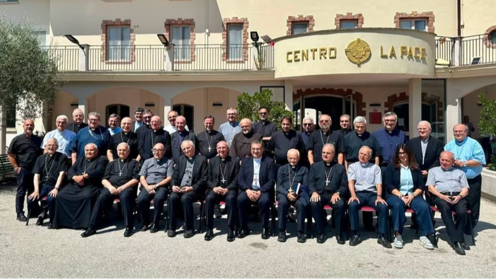 Aree interne, oltre 30 Vescovi a Benevento: in campo anche la Diocesi dei Marsi con Massaro