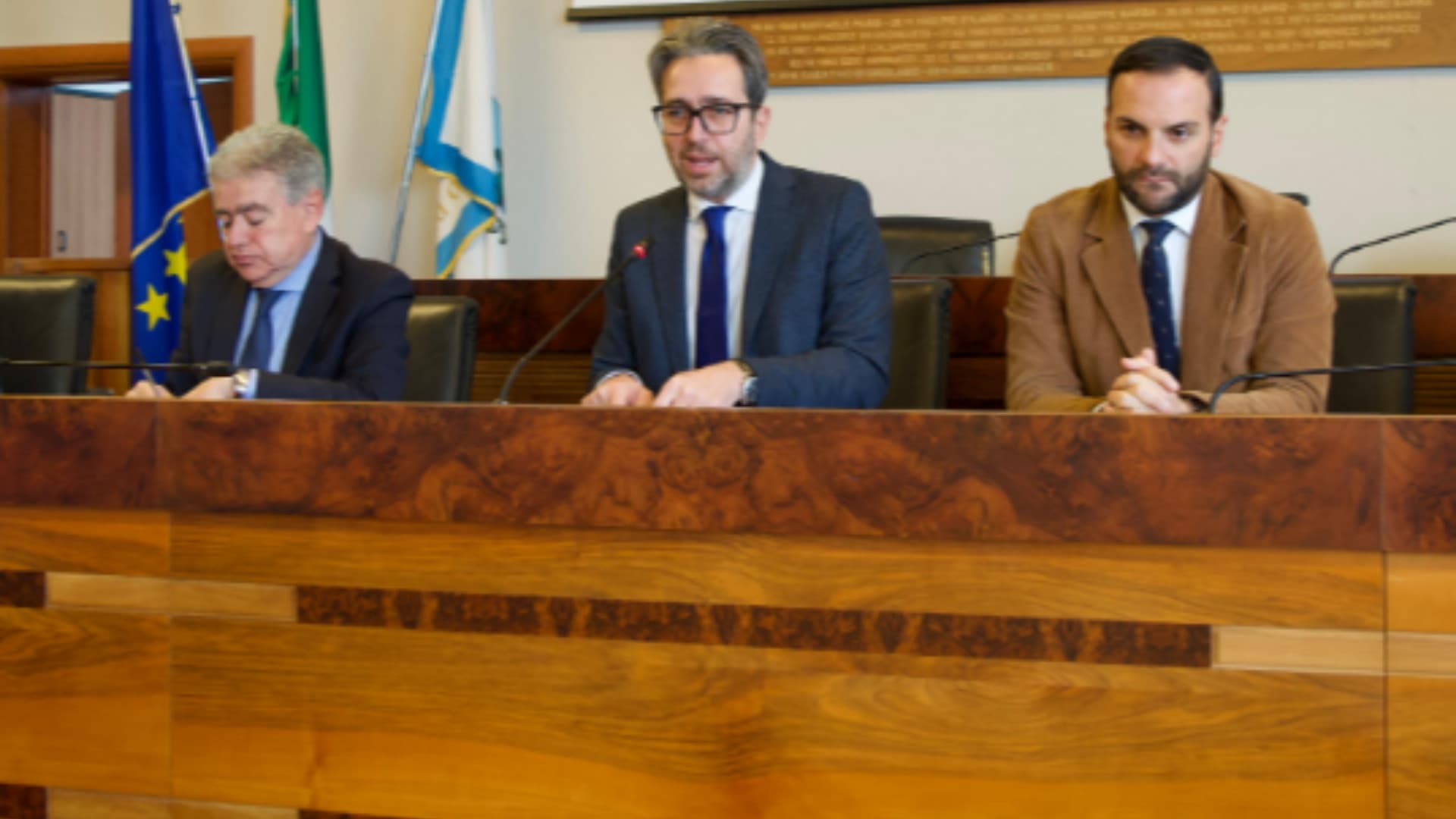 Il presidente della Commissione Urbanistica Pavone, il sindaco Nugnes e l'assessore Mazzochetti