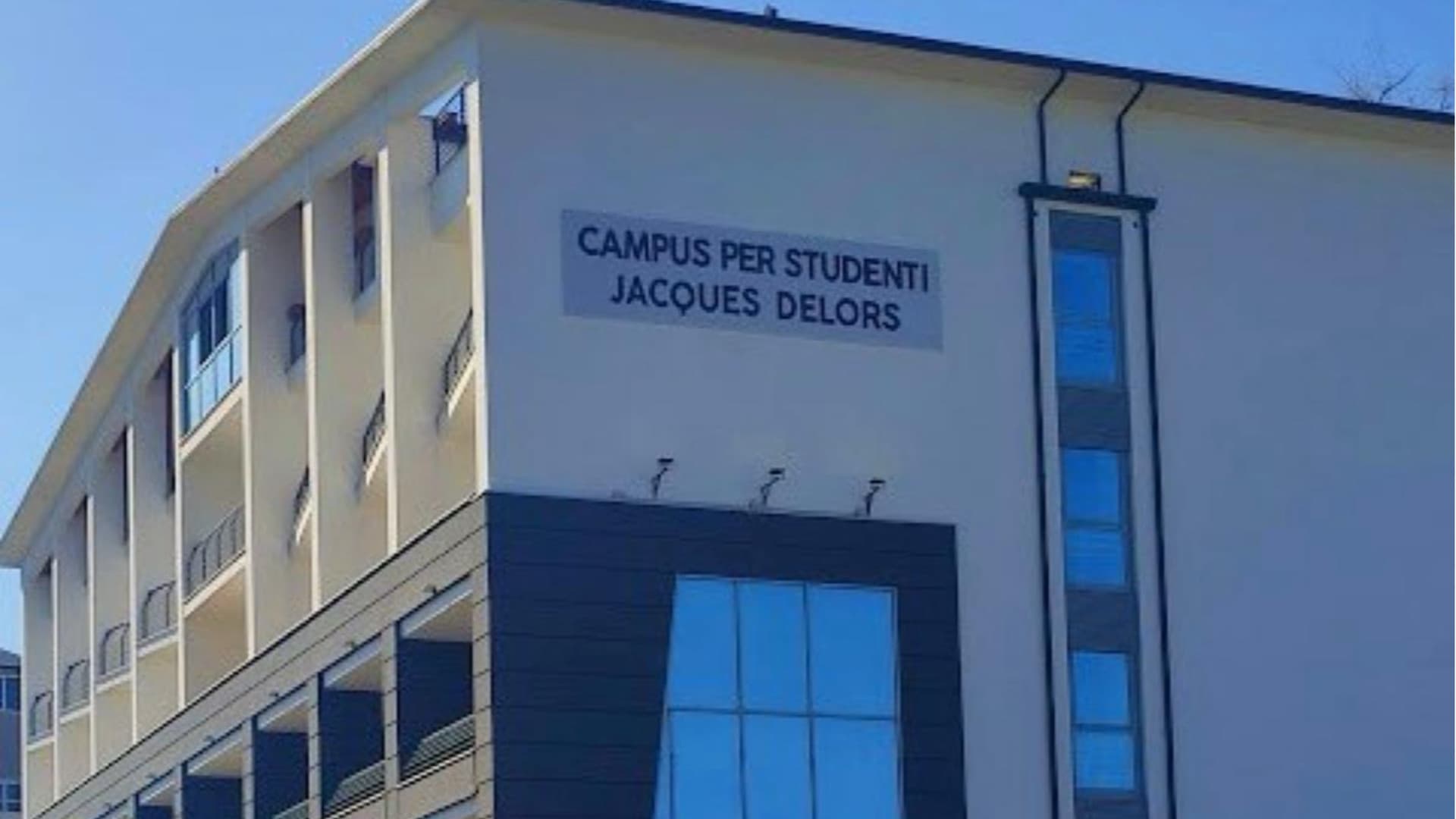 Pescara, nuova gestione per lo Studentato Jacques Delors: «Investiamo sui giovani»