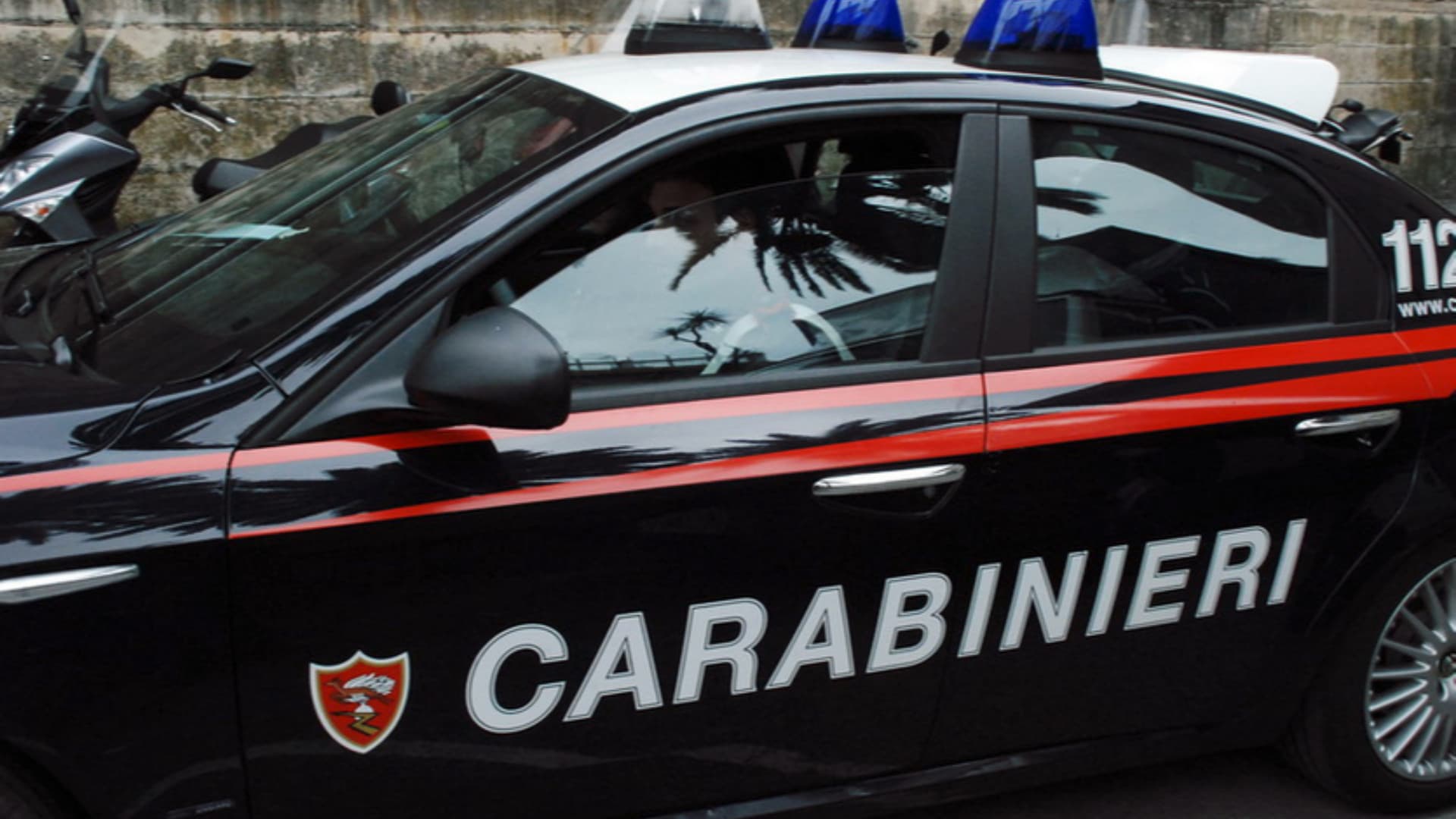 L'Aquila, droga in auto: due aquilani denunciati dai Carabinieri