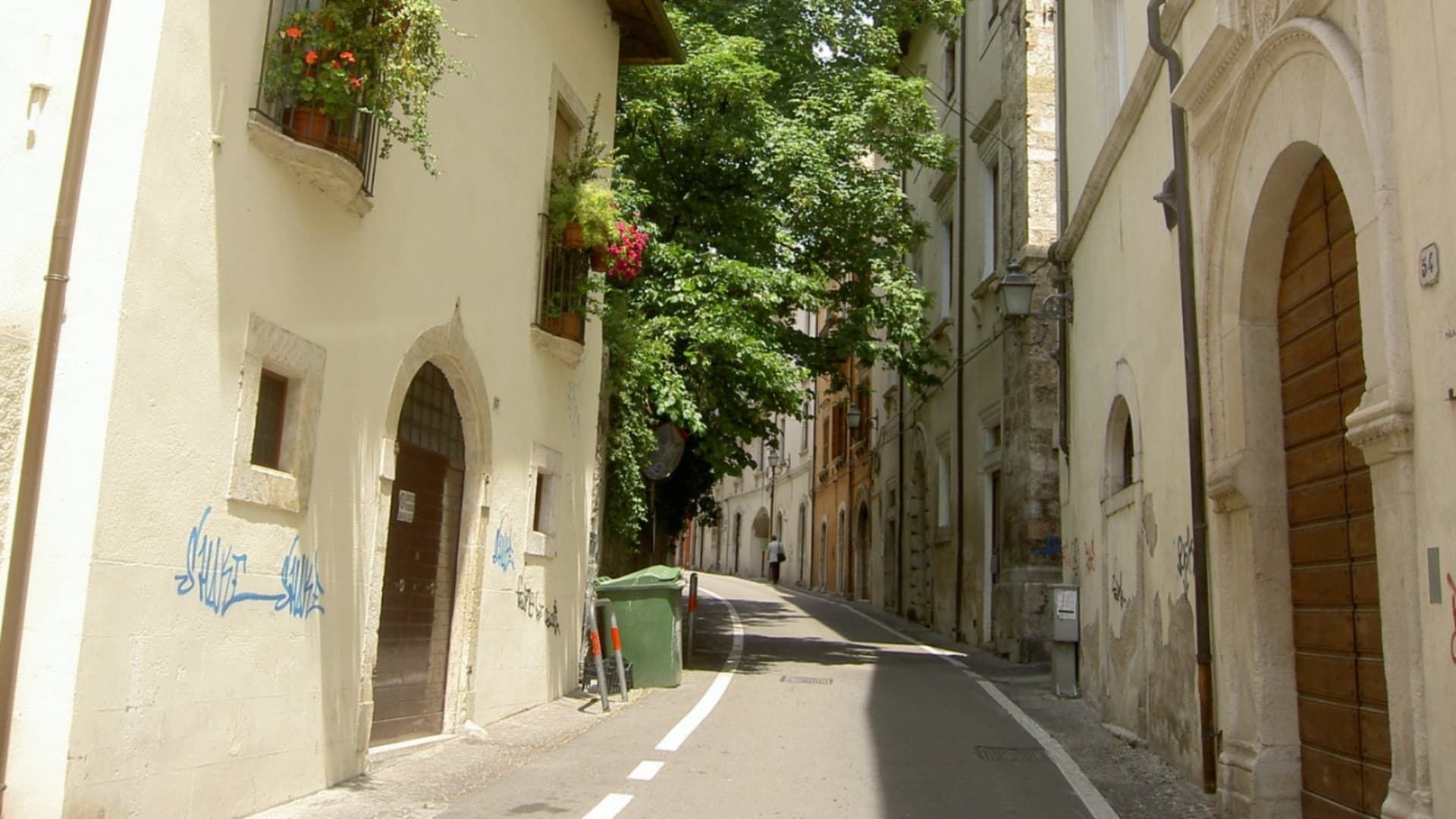 Via Fortebraccio a L'Aquila