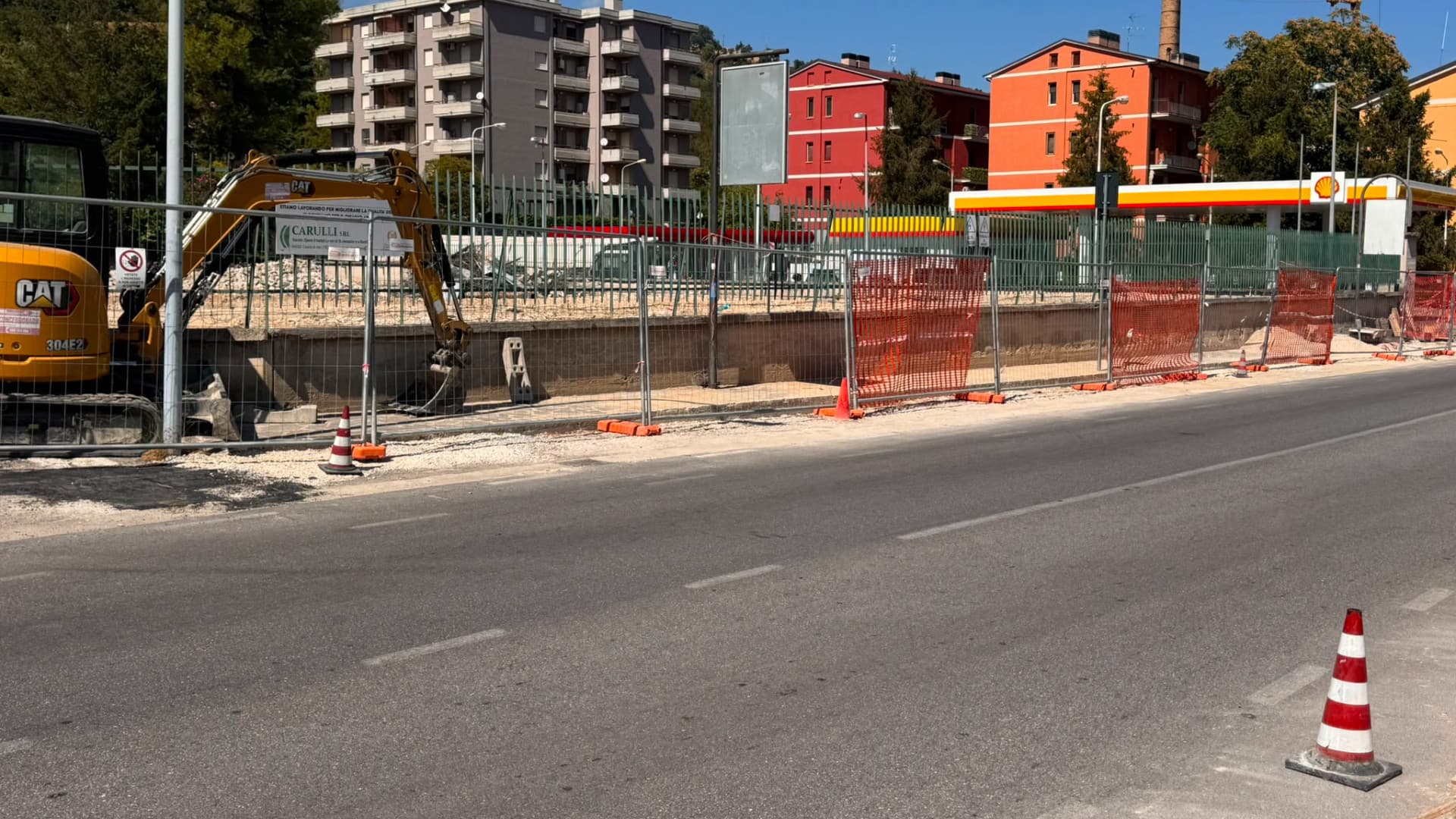 Teramo, a Cona dopo la centrale elettrica ora spariscono anche i parcheggi? I residenti chiedono risposte