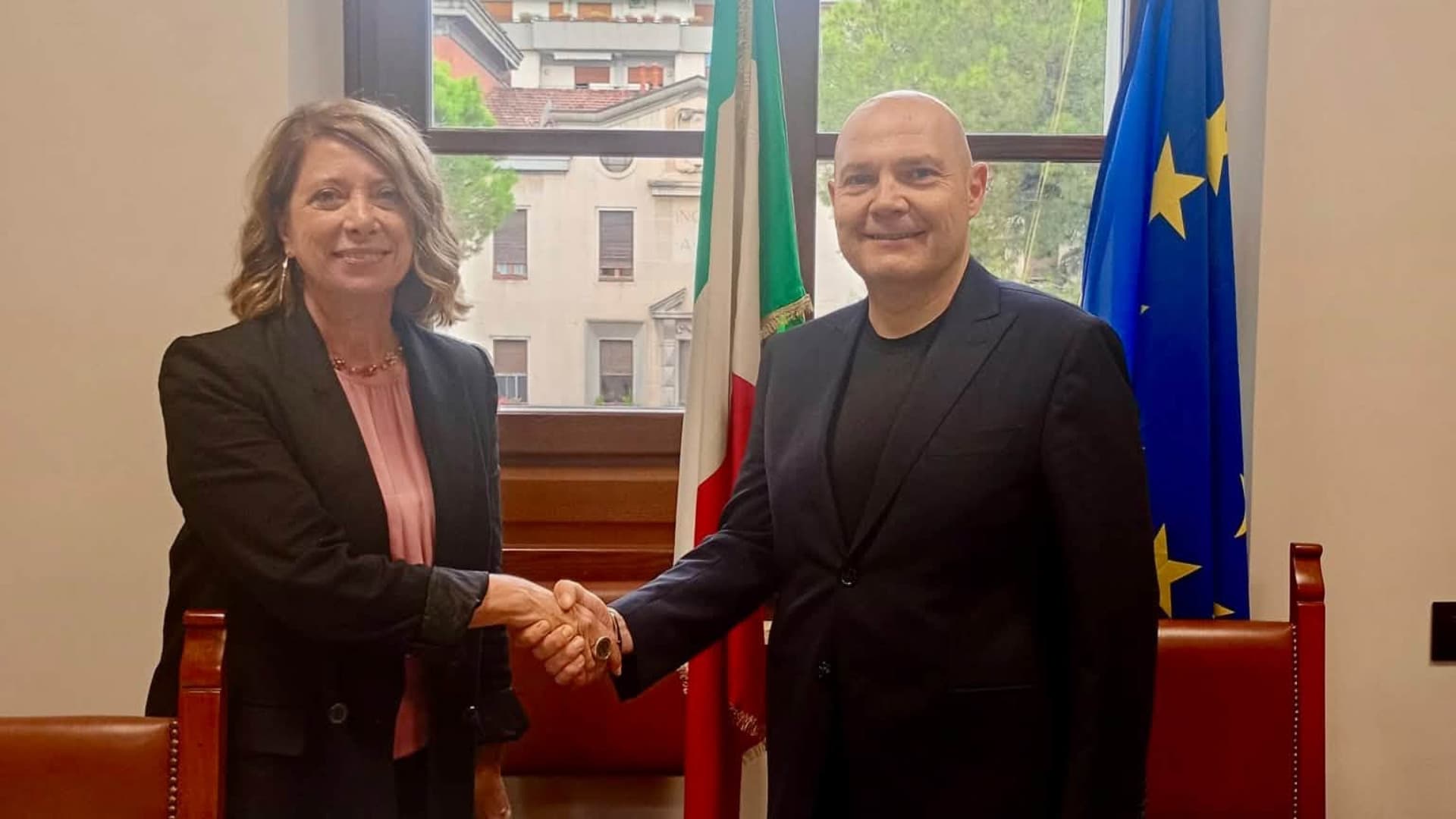 Il prefetto di Teramo Beatrice Agata Mariano e il sindaco di Pineto Alberto Dell’Orletta