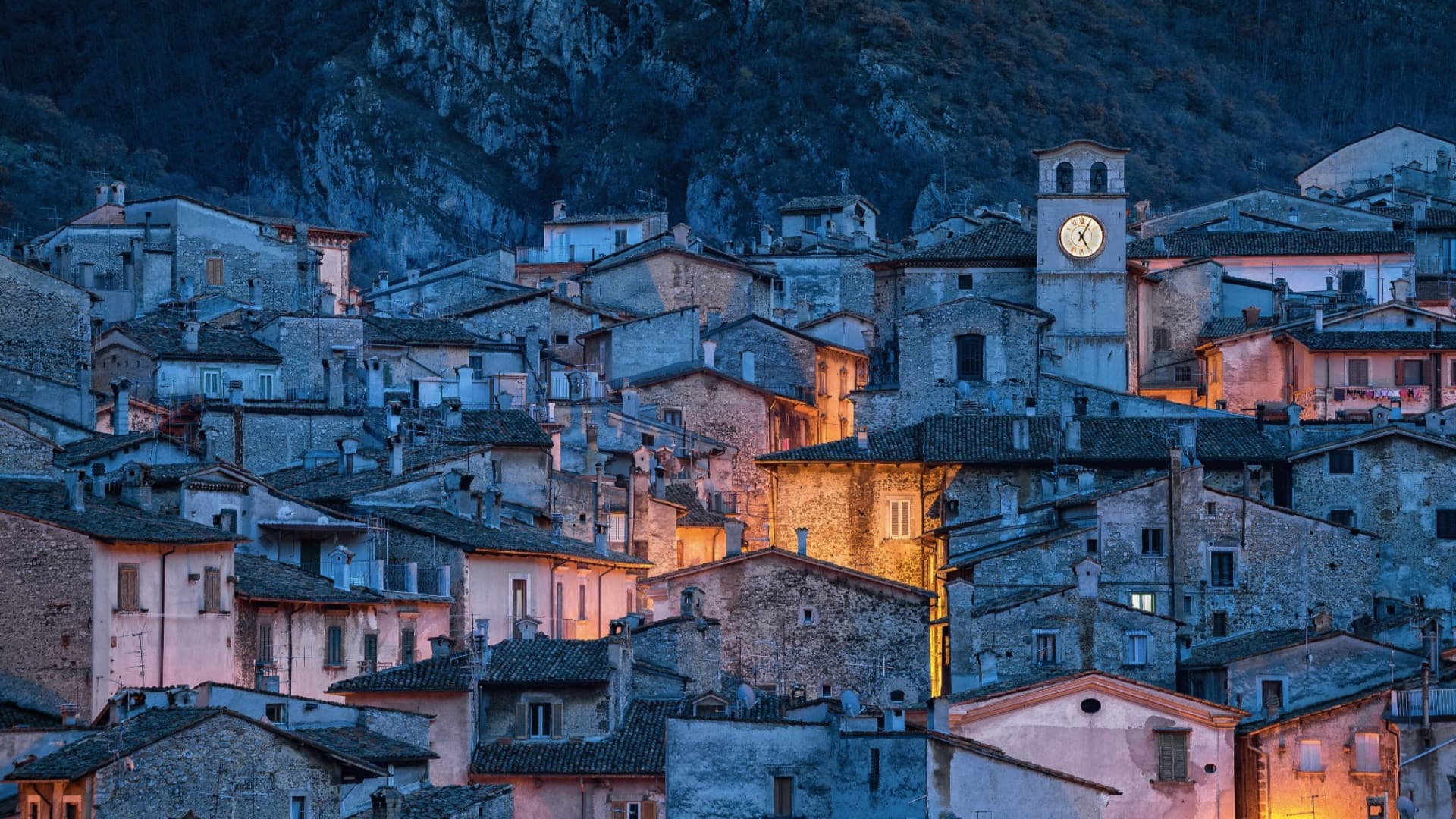 Scanno (Foto ww.abruzzoturismo.it)