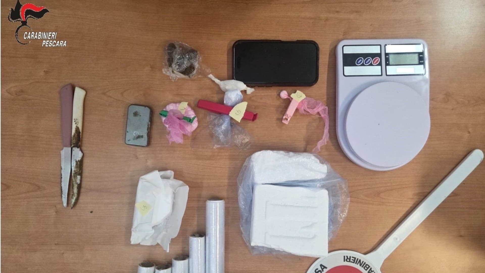 Pianella, arrestato 23enne con oltre 700 grammi di cocaina