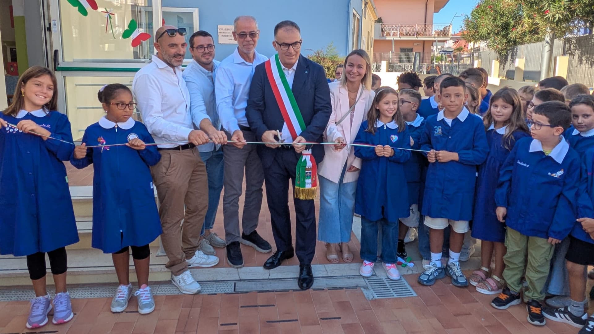 Il taglio del nastro