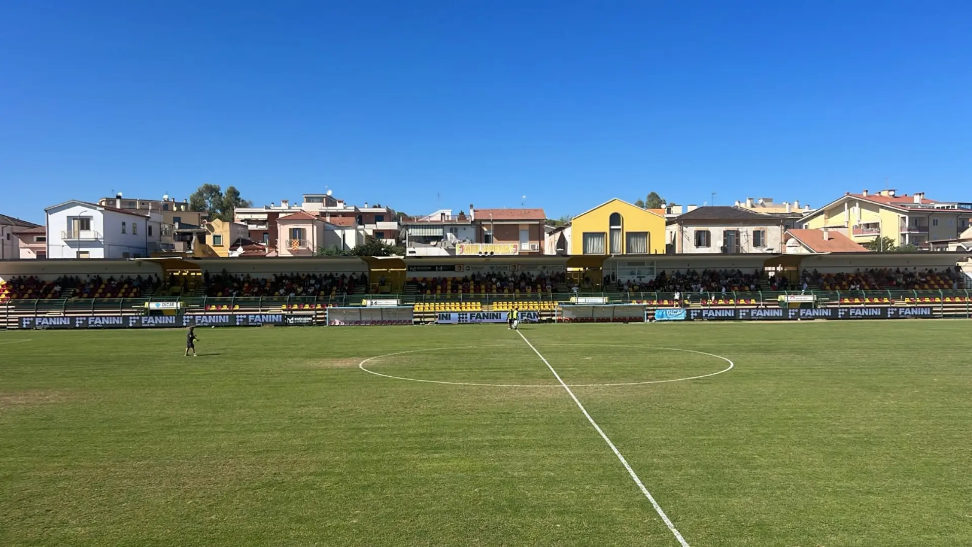 Giulianova pari tra i fischi del pubblico