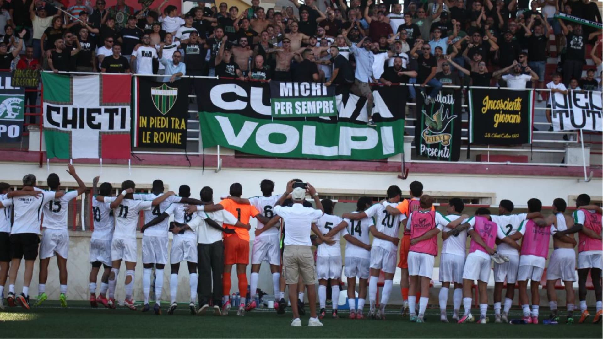 I giocatori sotto la curva