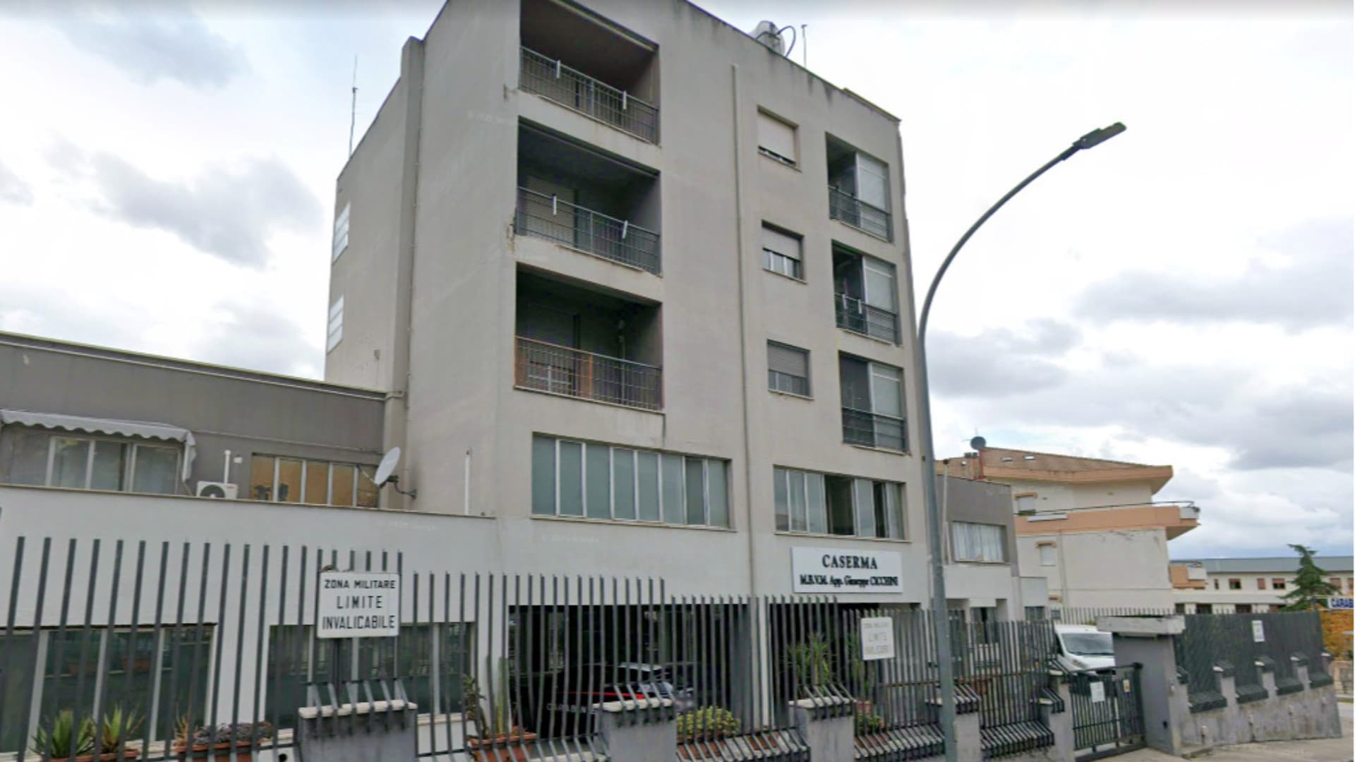 La caserma dei carabinieri