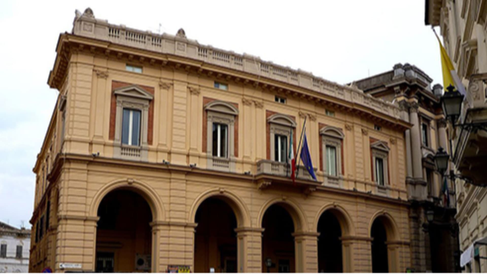 Chieti, da lunedi divieti di sosta e di transito in alcune arterie della città.