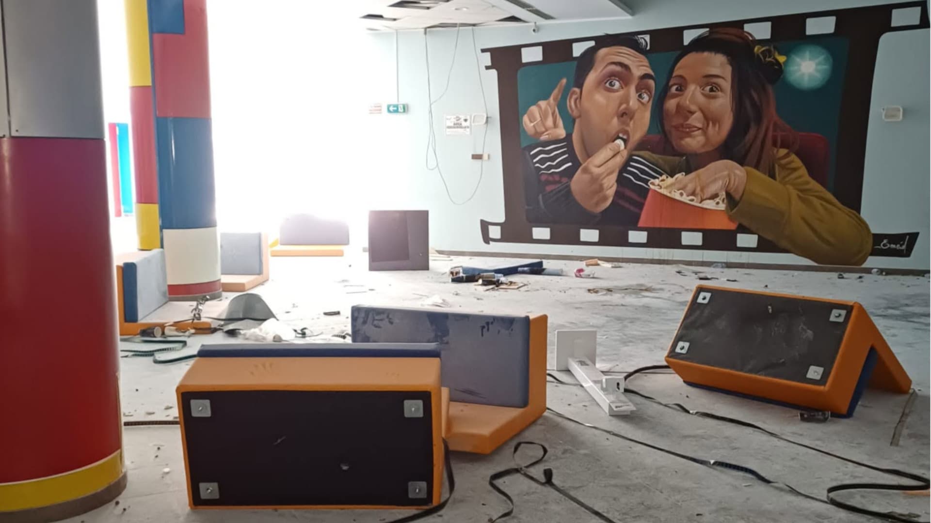 Lanciano, l’ex cinema Maestoso devastato dai vandali