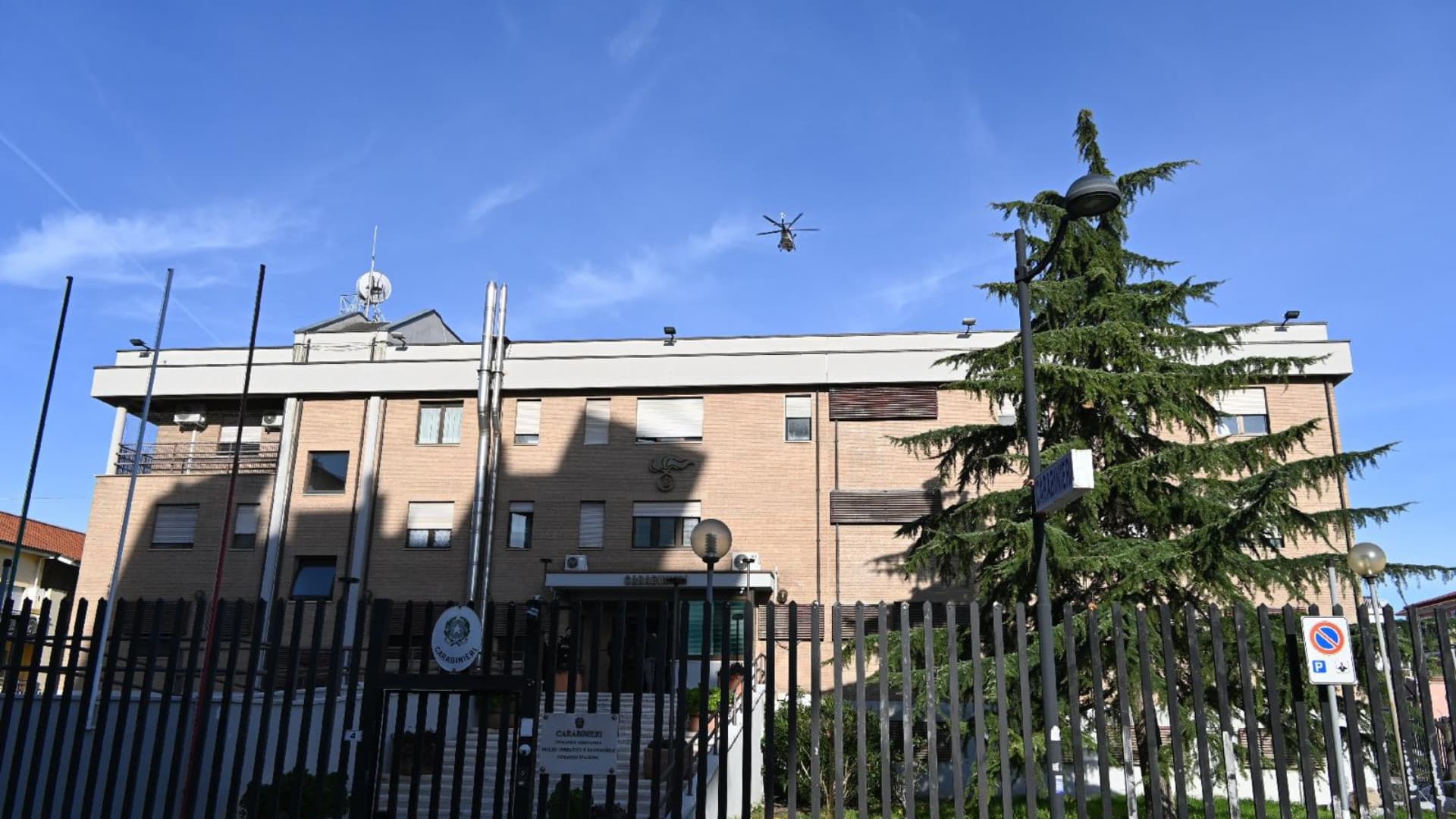 Montesilvano, rapina aggravata con un coltello: 20enne arrestato dai Carabinieri