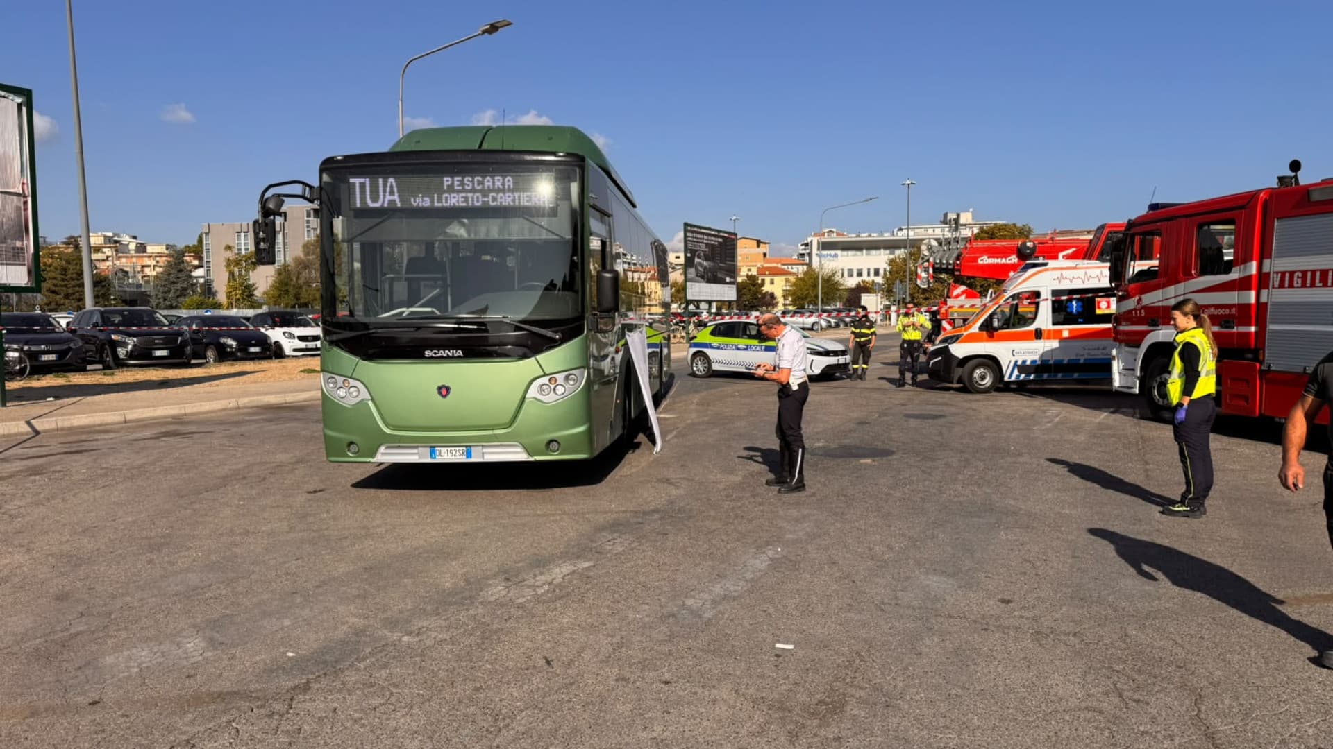 Investimento al terminal di Pescara, l'iniziativa: autobus con lutto e minuto di raccoglimento