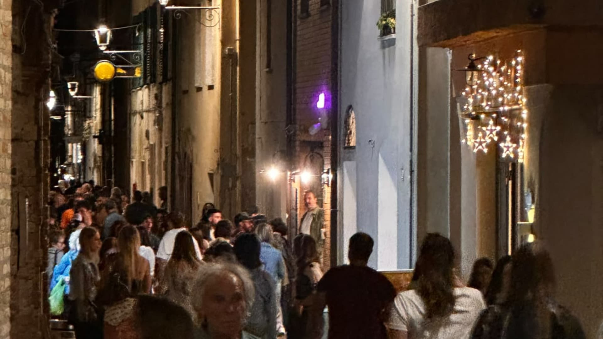 Silvi Paese, i commercianti lanciano l’allarme: «Eventi di ottobre e novembre bloccati, noi dobbiamo lavorare»
