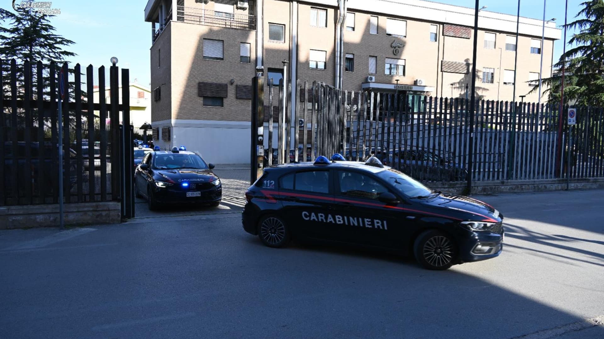 Montesilvano, tentano di rubare gasolio da un escavatore in un cantiere: due arresti