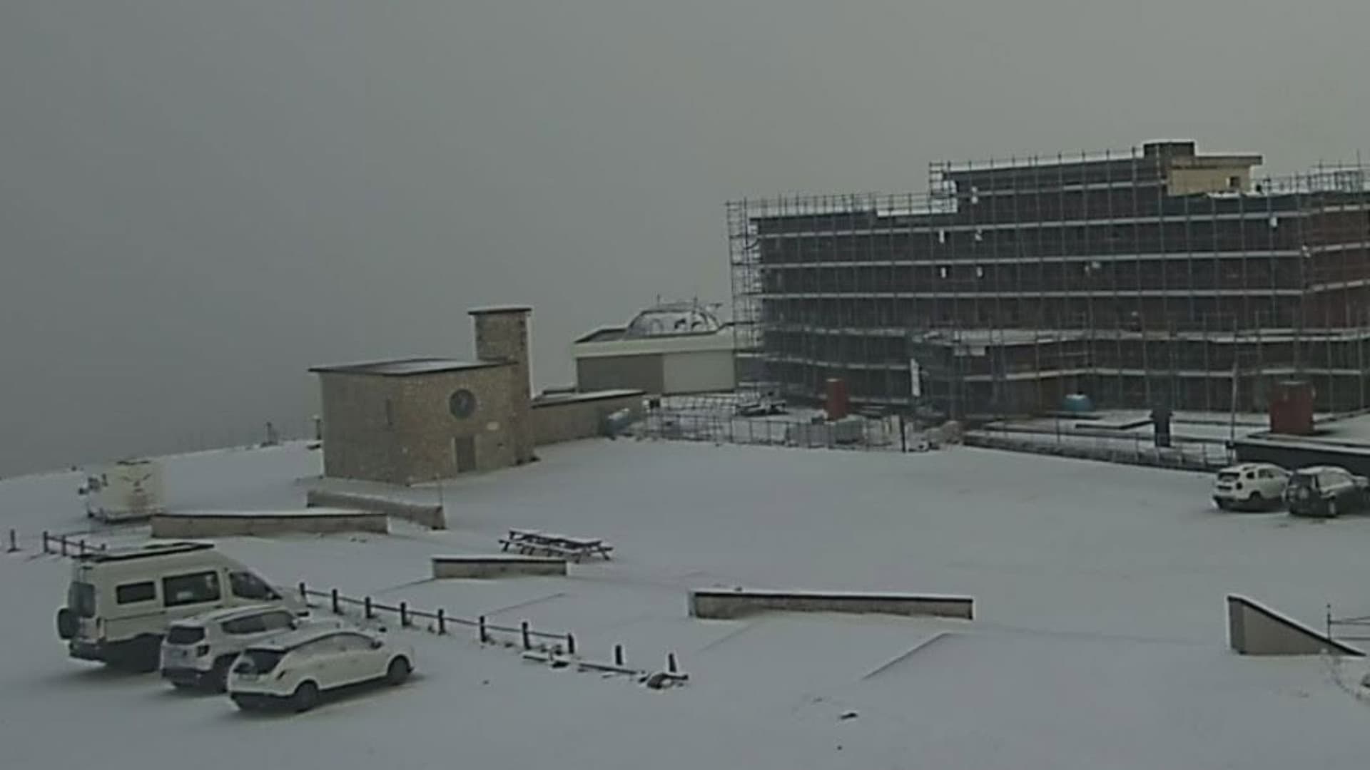 L'Aquila, la prima neve della stagione invernale 2026-2027 è arrivata Sul Gran Sasso
